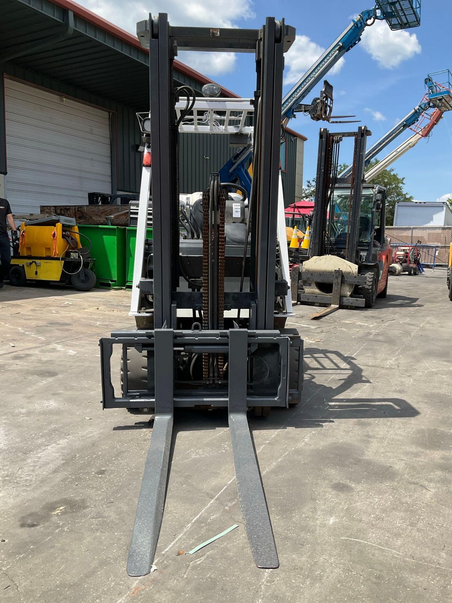 2018 UNICARRIERS FORKLIFT MODEL MCP1F2A28LV, LP POWERED - Image 8 of 12