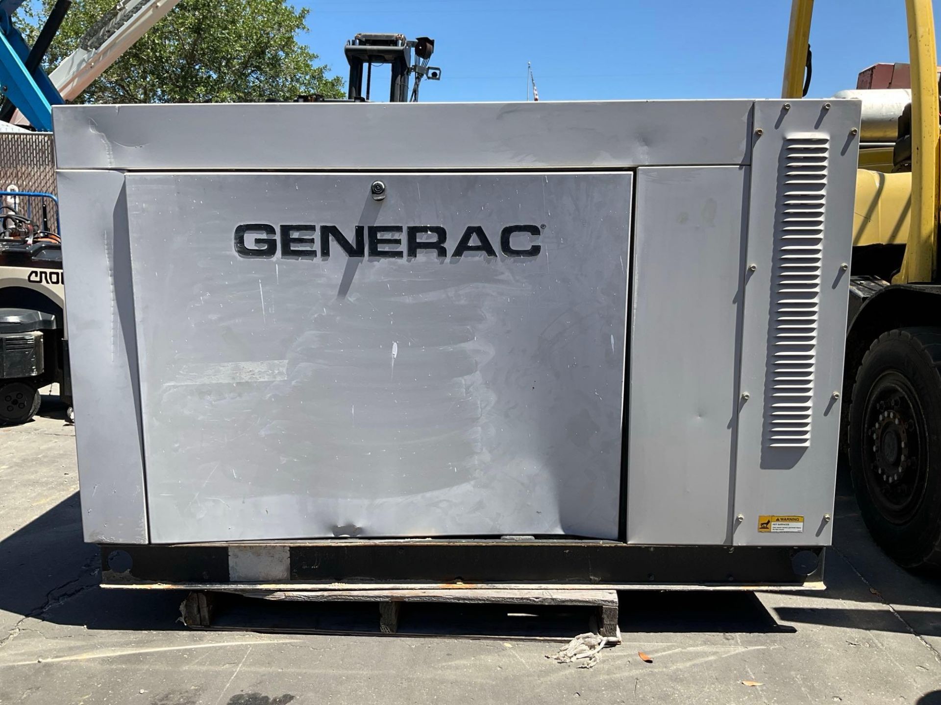 GENERAC 30KW GENERATOR , LP / NG POWER, LOW HRS SHOWING , RUNS AND OPERATES - Image 5 of 10
