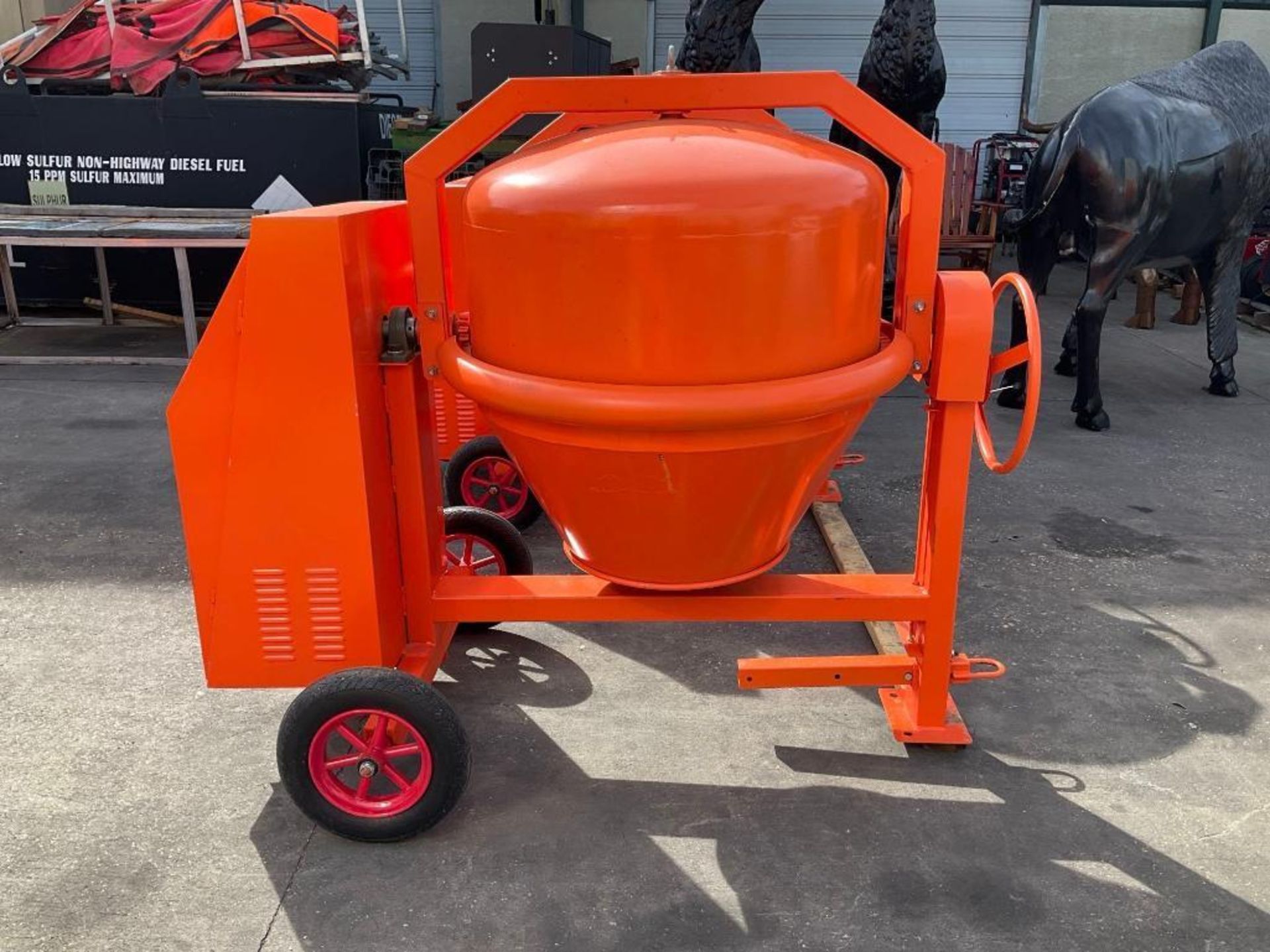 UNUSED 2023 DIGGIT INDUSTRIAL CONCRETE MIXER MODEL G350, GAS POWERED - Image 5 of 9