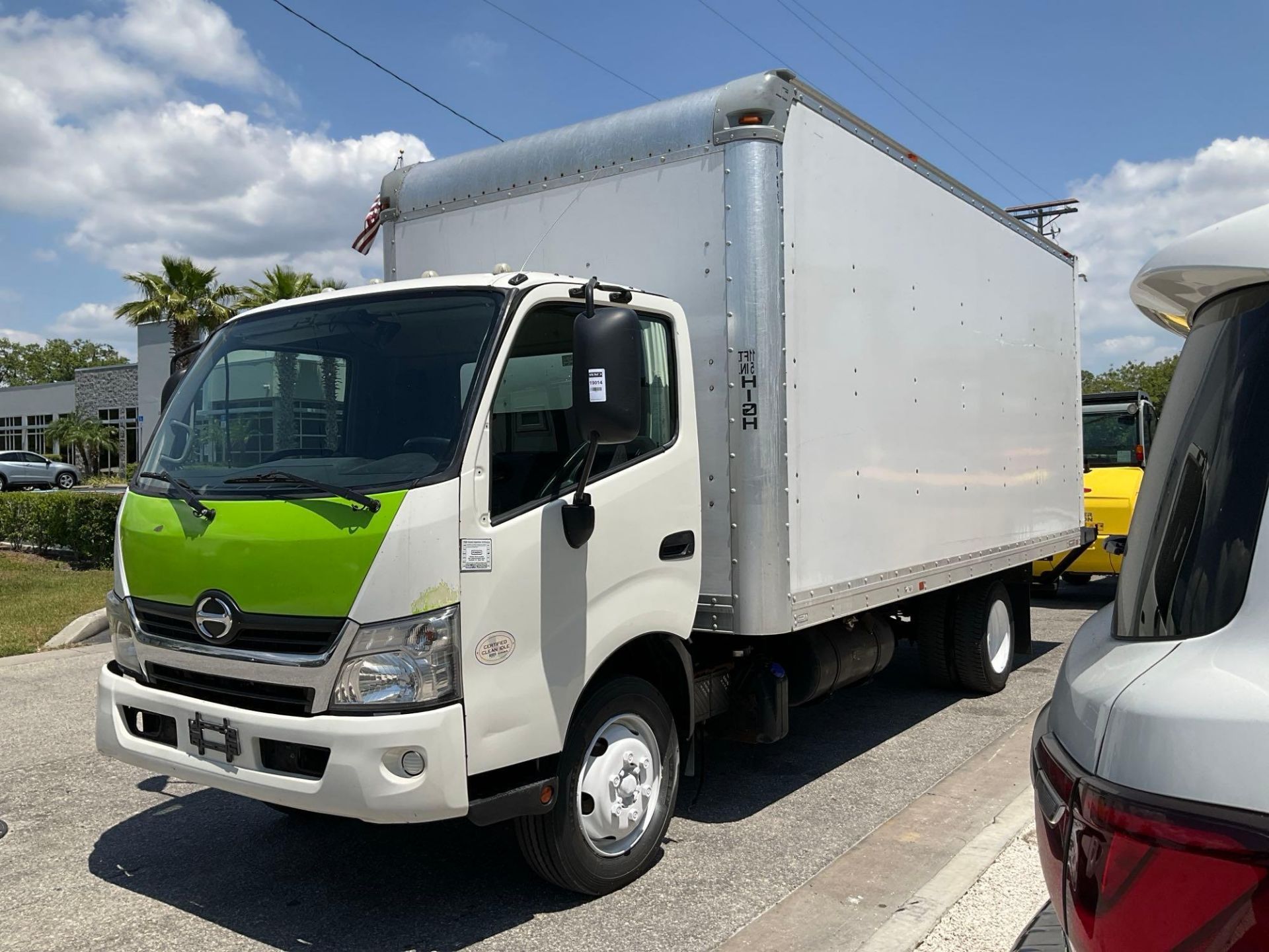 2017 HINO 740 BOX TRUCK, DIESEL , APPROX GVWR 17,950 LBS, BOX BODY APPROX 18FT, ETRACKS, BACK UP ... - Image 21 of 23