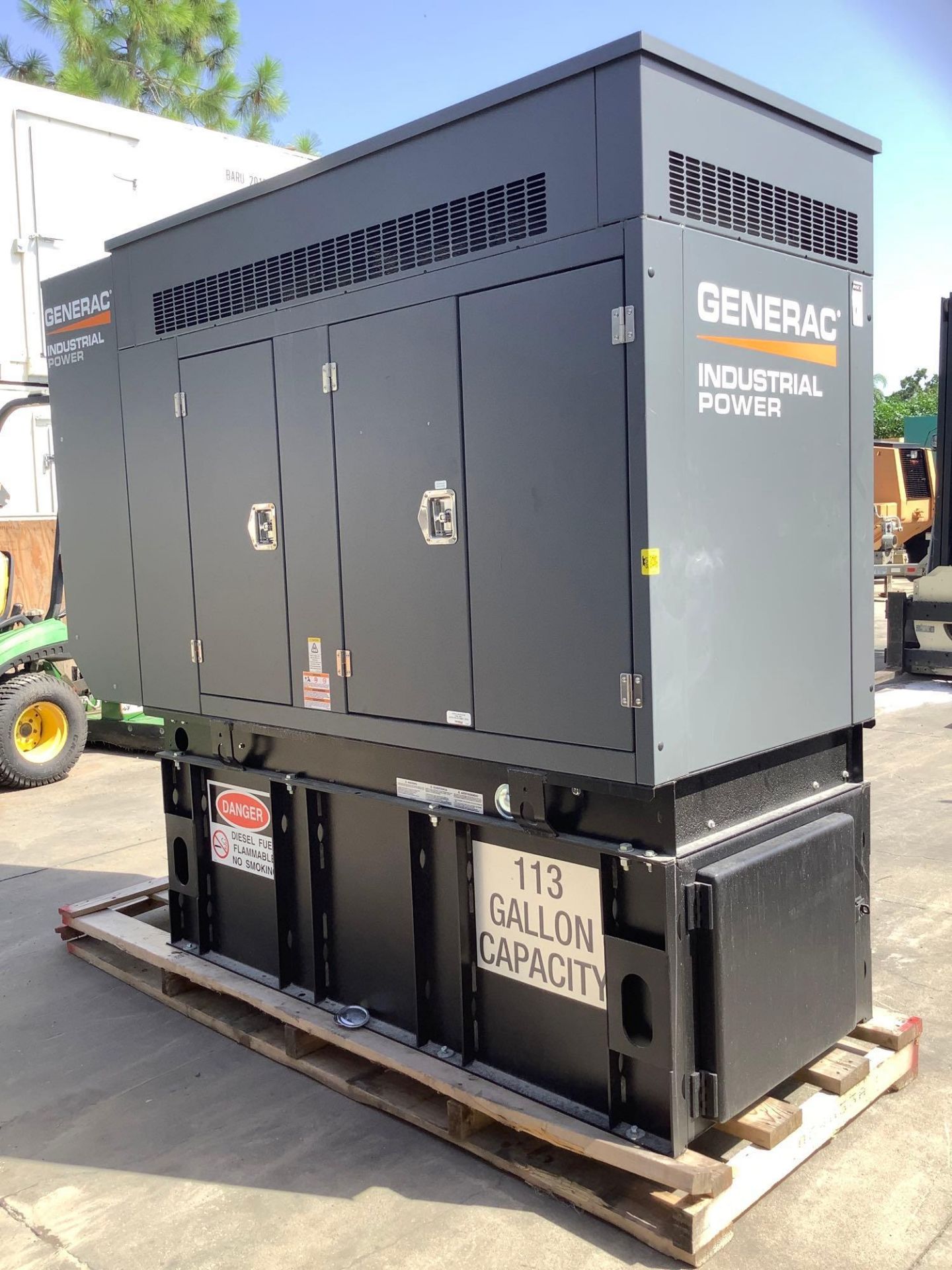UNUSED GENERAC 10 KW DIESEL GENERATOR MODEL SD010, BACK-UP UNIT/NEVER BEEN USED, APPROX 60HZ, PHASE - Image 19 of 21