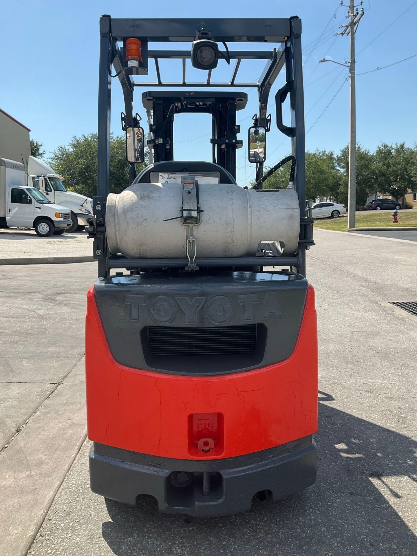 2019 TOYOTA FORKLIFT MODEL 8FGCU15, LP POWERED, APPROX MAX CAPACITY 2500, MAX HEIGHT 189in, TILT, - Image 4 of 12