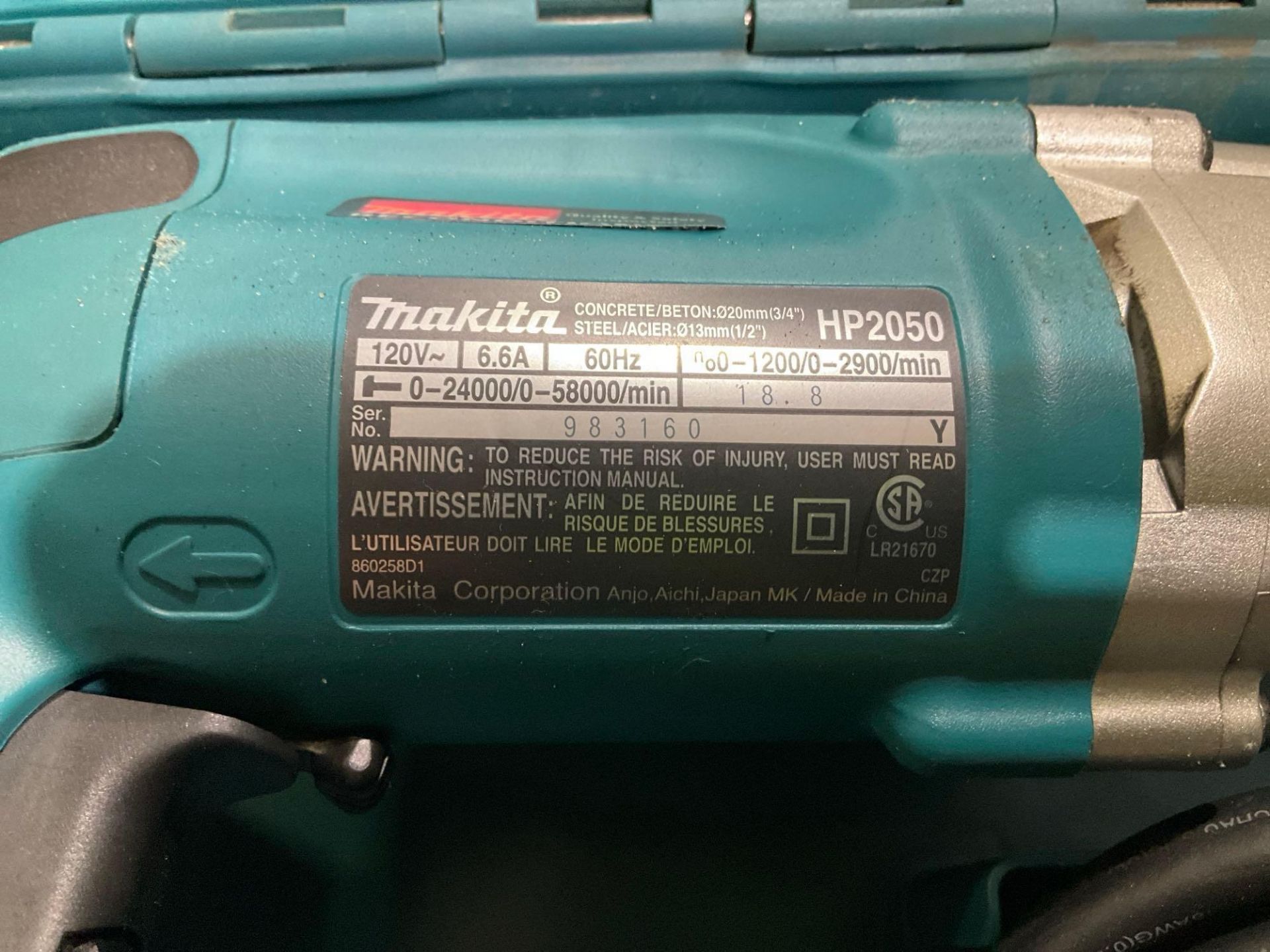 MAKITA 2 SPEED HAMMER DRILL MODEL HP2050 WITH CARRYING CASE , 120VOLTS, 6.6A, INSTRUCTION MANUAL ... - Image 4 of 4