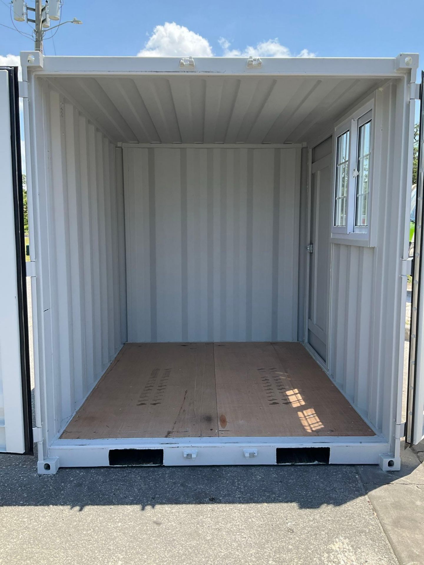 8FT OFFICE / STORAGE CONTAINER, FORK POCKETS WITH SIDE DOOR ENTRANCE & SIDE WINDOW, APPROX 86in T... - Image 6 of 8