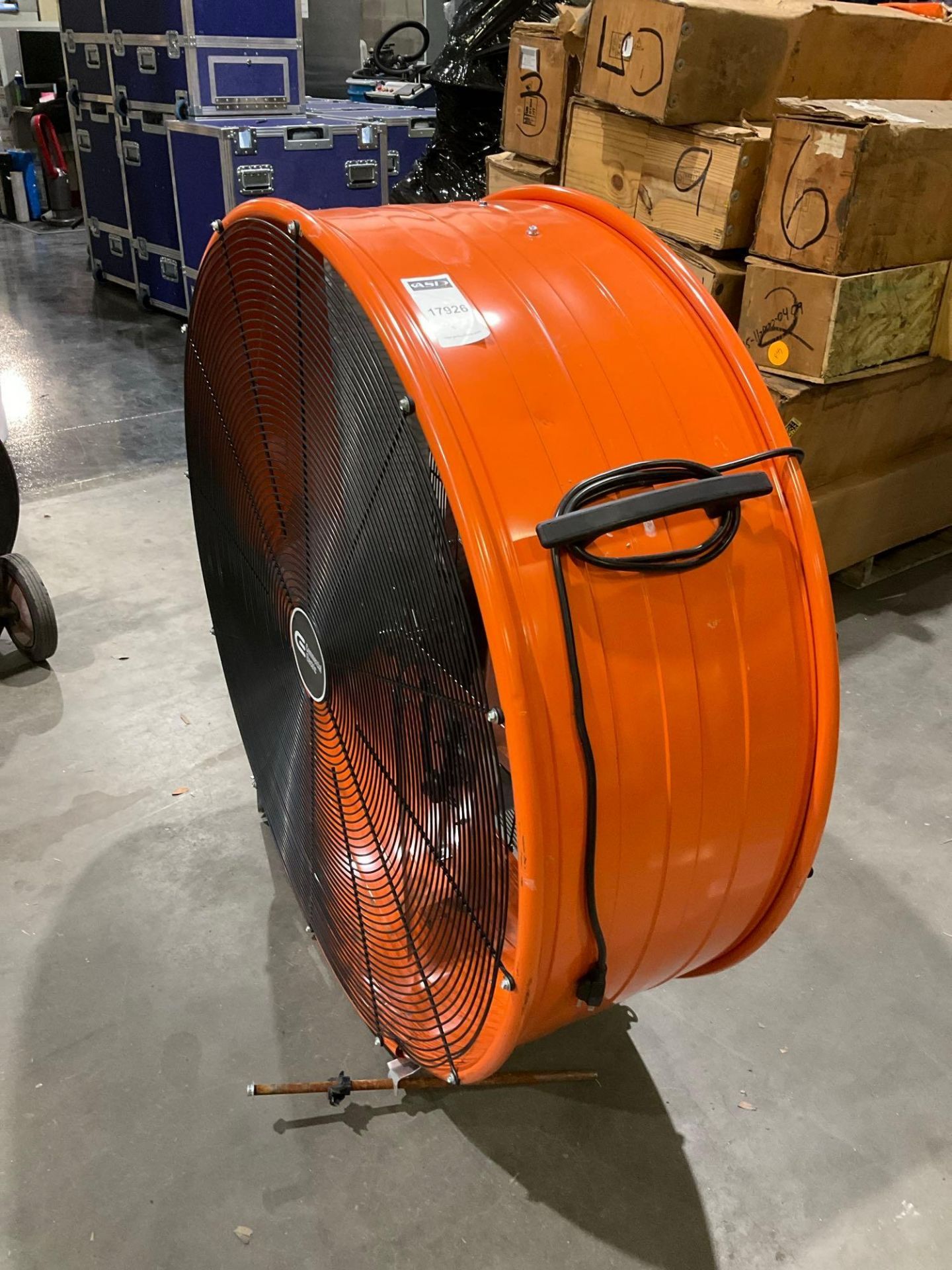 UNUSED 42" COMMERCIAL ELECTRIC PORTABLE BARREL FAN - Image 3 of 8