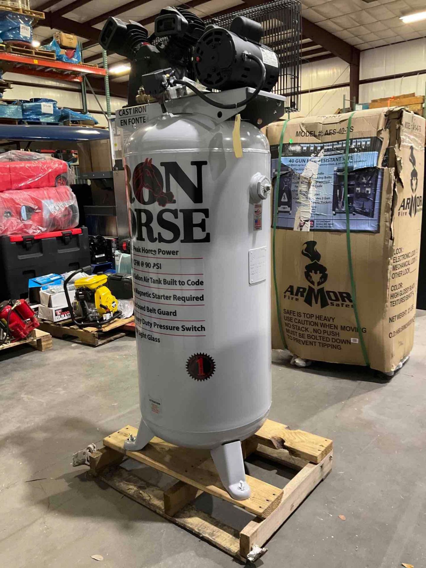 UNUSED 2023 IRON HORSE 60 GAL TANK AIR COMPRESSOR MODEL IH6160V1, APPROX 11.2 CFM @ 100 PSI, APPROX - Image 4 of 11