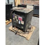 DOUGLAS LEGACY POWER BATTERY CHARGER MODEL DLG1B12-260, PHASE 1, APPROX DC OUT VOLTS 24, APPROX A...