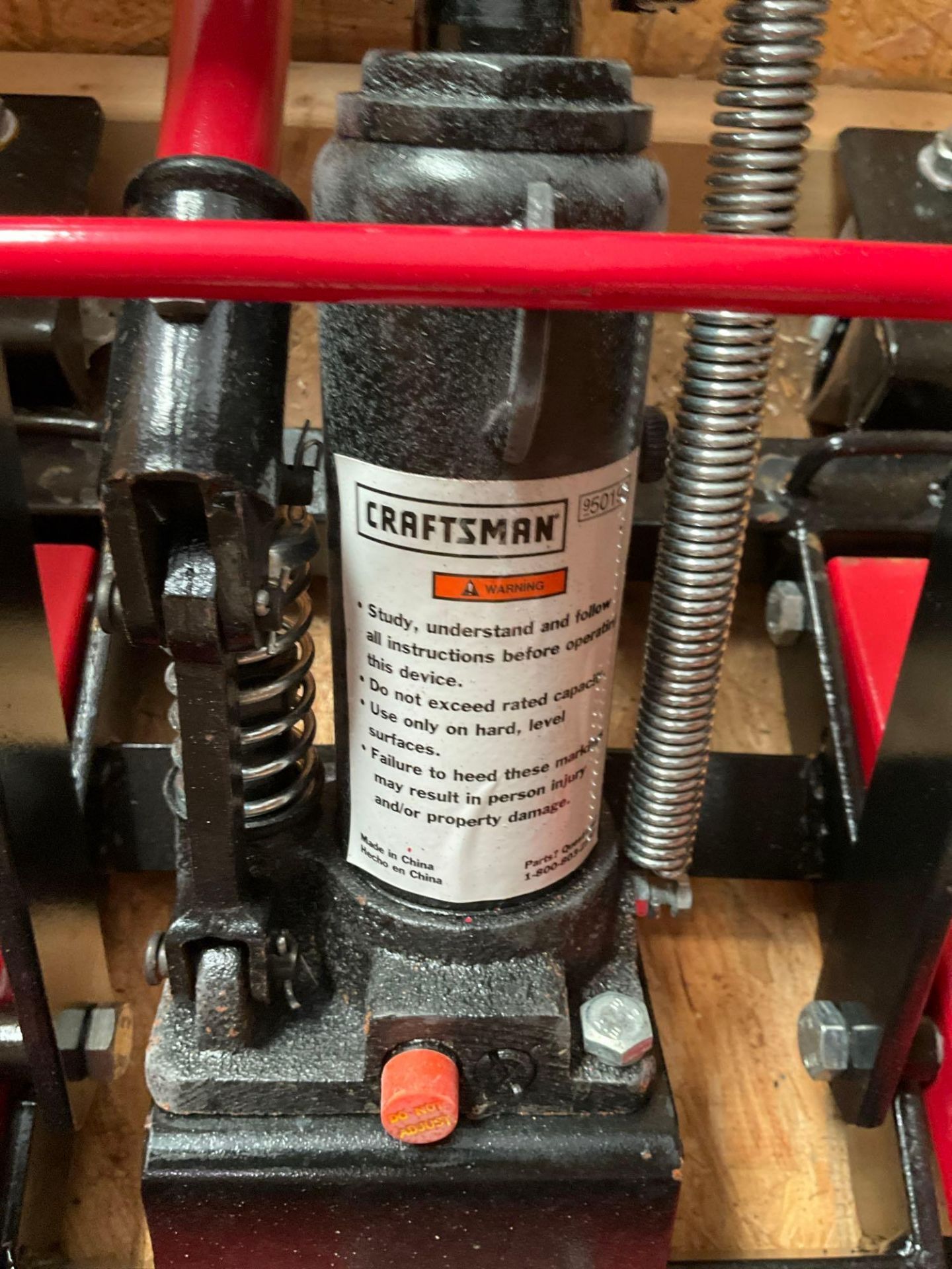 CRAFTSMAN MOTORCYCLE/ATV JACK MODEL 50190; APPROXIMATE CAPACITY 1500 LBS; - Image 11 of 11
