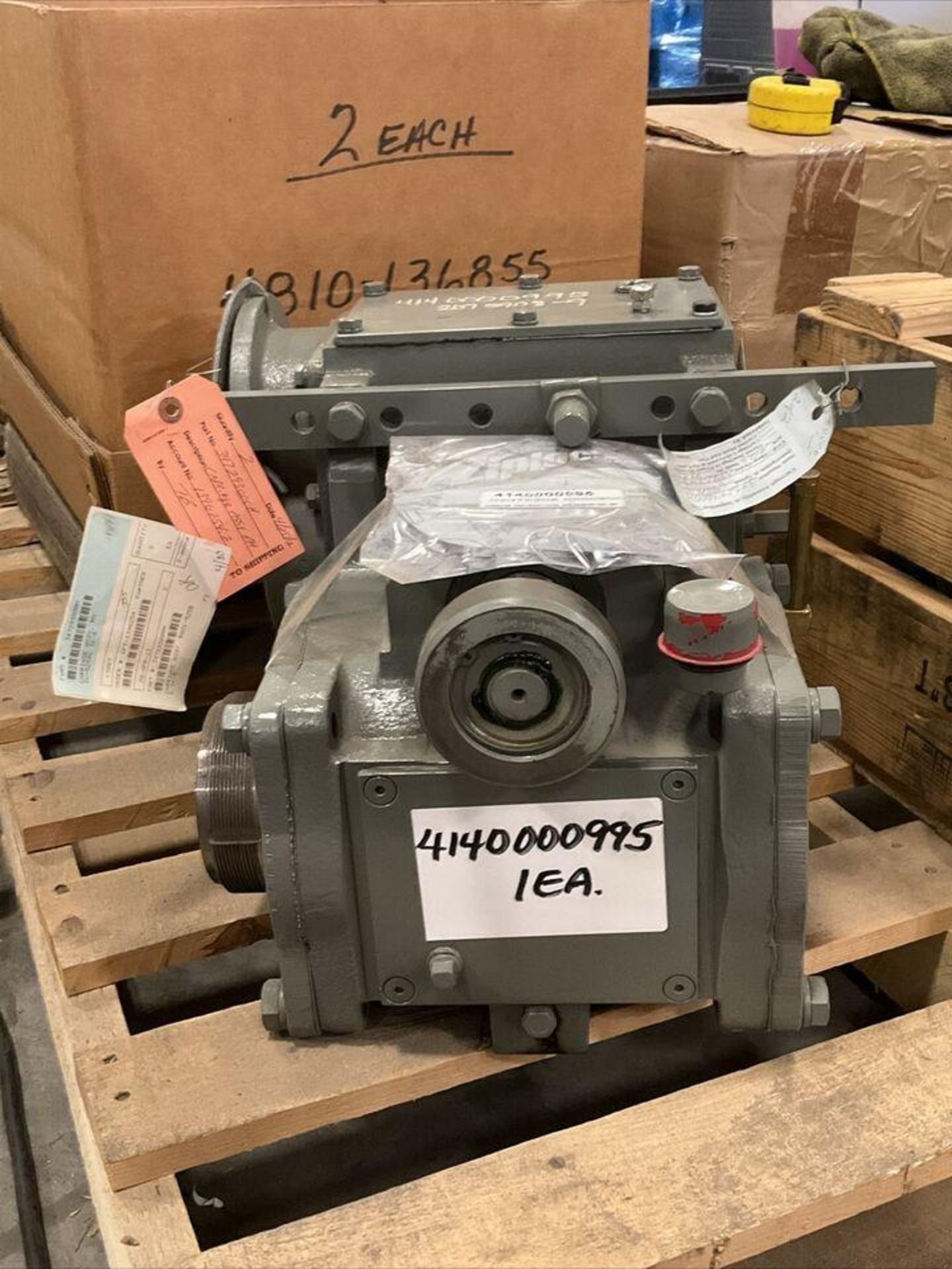 ( 1 ) BERGEMANN 347293000H RIGHT HAND CARRAGE ASSEMBLY; ( 1 ) WORTHINGTON PUMP 652413-00 - Image 3 of 26