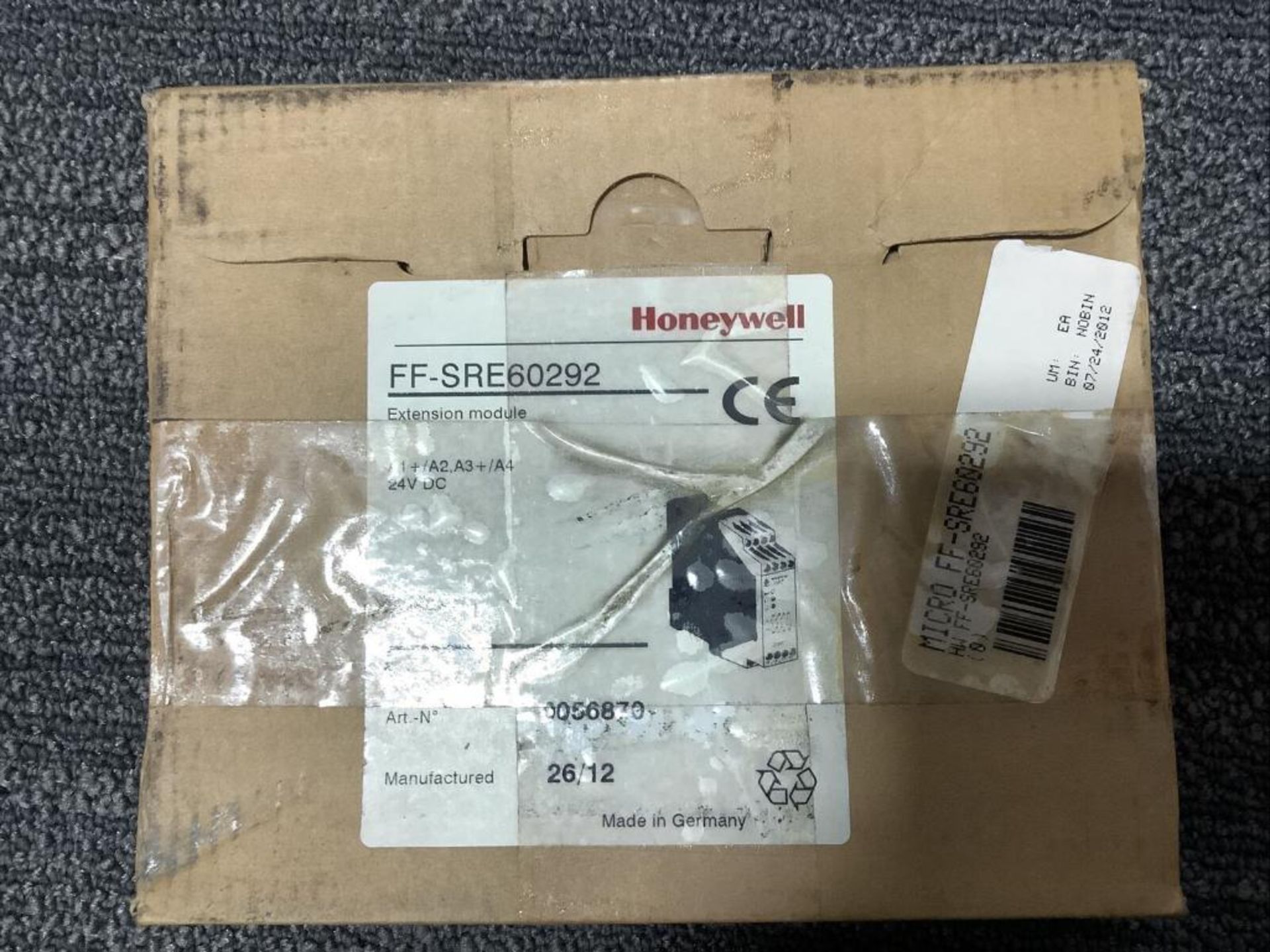 HONEYWELL FF-ST4C12DM2 30MM RES FF-SRE60292 LIGHT CURTAIN EMITTER & RECEIVER - Image 5 of 8