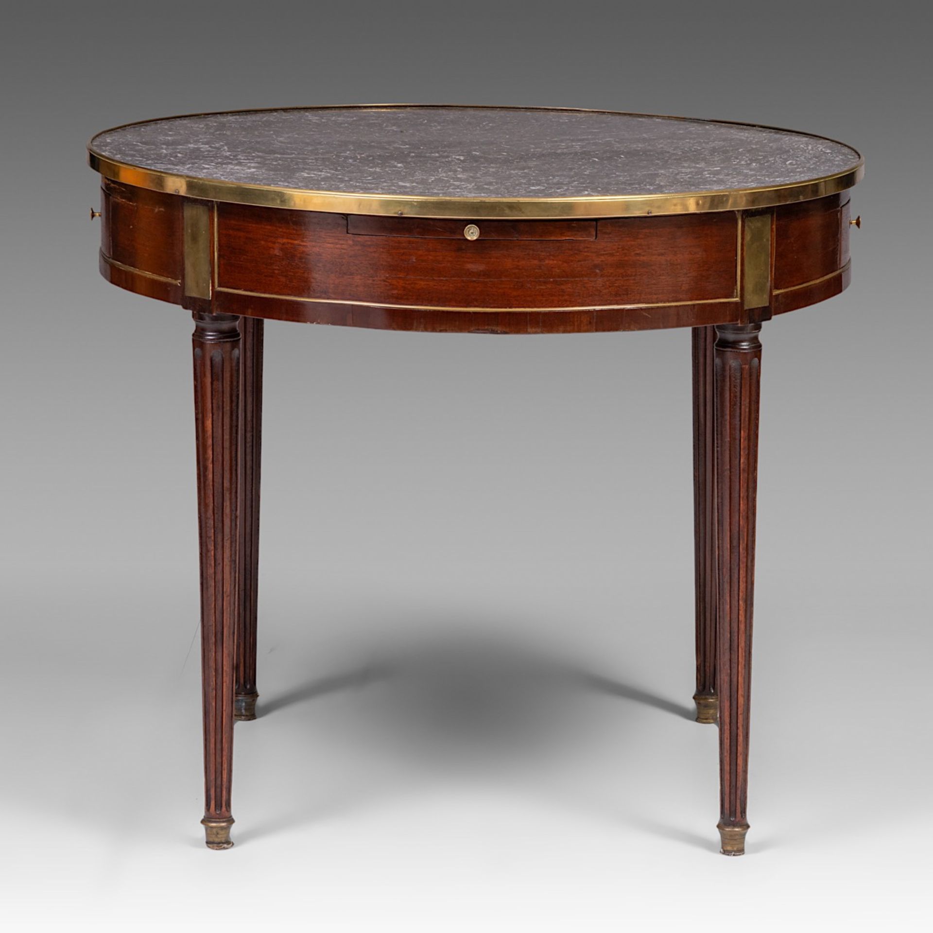 A Louis XVI bouillotte table with a marble top and gilded bronze mounts, H 73 - dia 85 cm - Image 3 of 8
