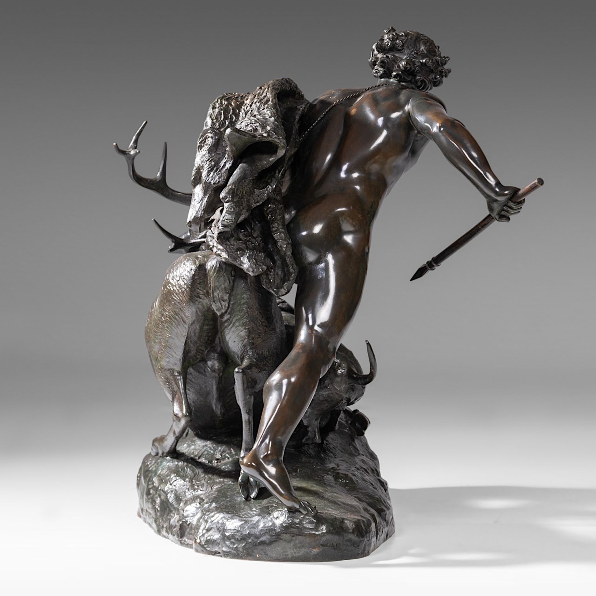 Jean-Baptiste II Debay (1802-1862), 'Le Genie de la Chasse', dark patinated bronze, H 66 - W 74 cm - Image 8 of 13