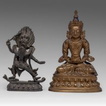 Two bronze Buddist figures, 19thC, H 13,5 - 17 cm