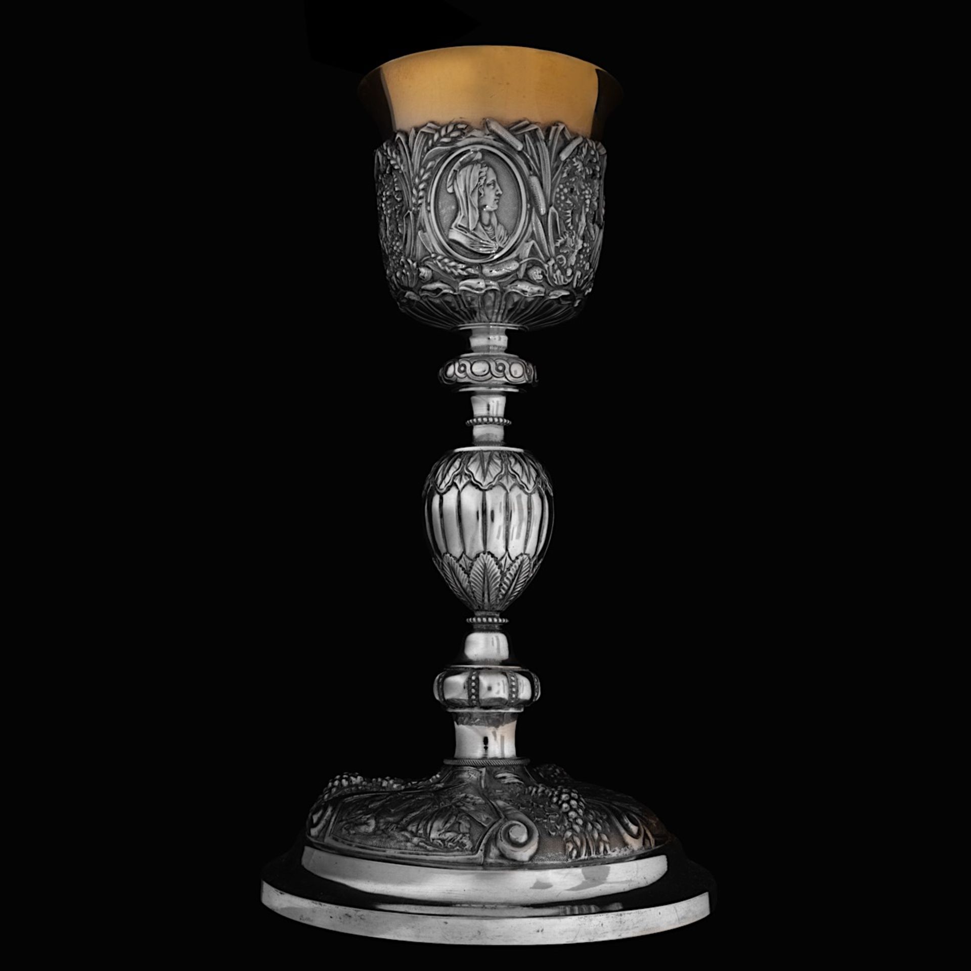 A Renaissance Revival 800/000 silver and gilt silver chalice with its matching paten, H 28 cm - dia - Image 6 of 13