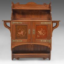 An Art Nouveau hanging cabinet with Japanese lacquered panels, H 93 - W 88 - D 20 cm