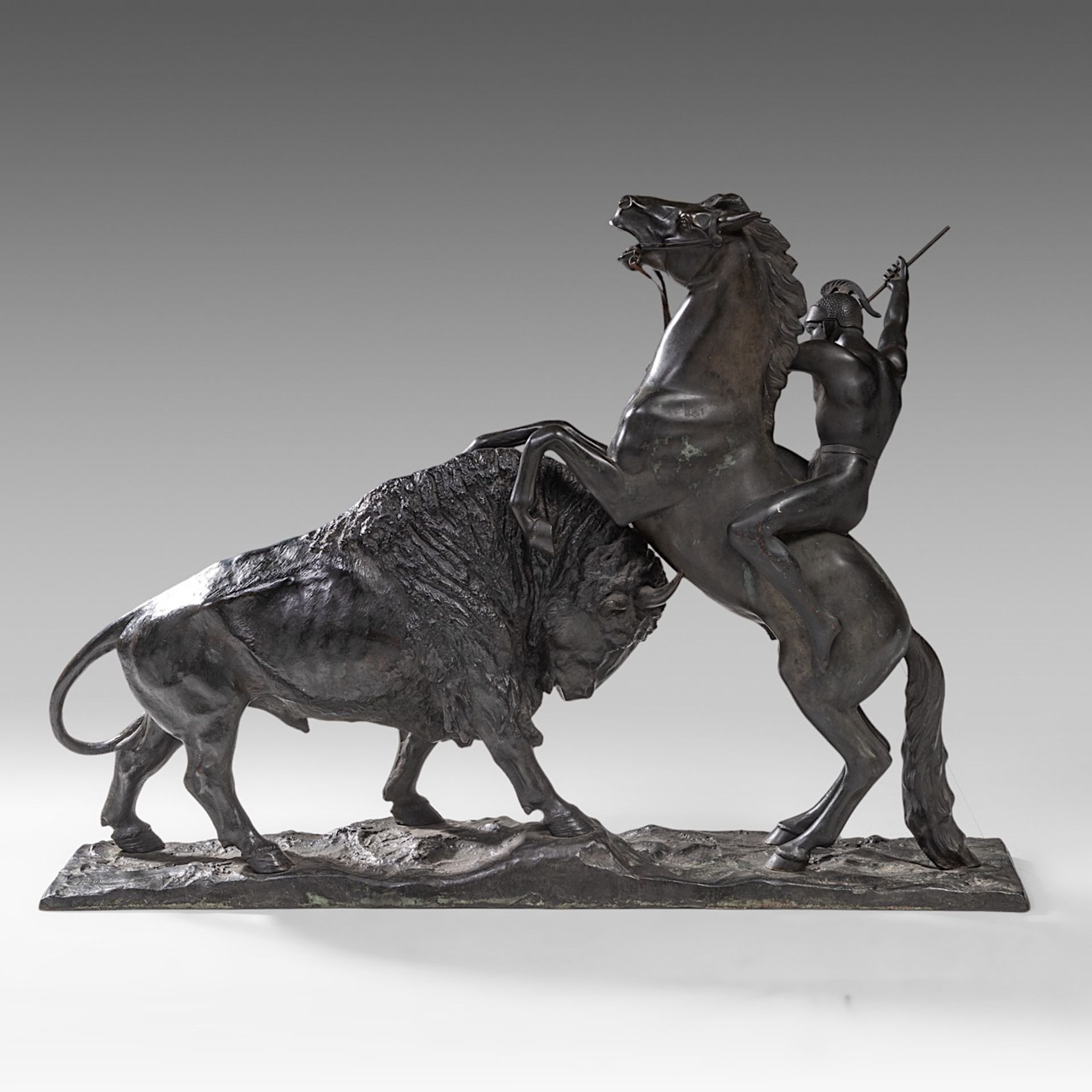 Andree, a Roman horse rider fighting a buffalo, full bronze, H 65 - W 98 cm - Image 3 of 8