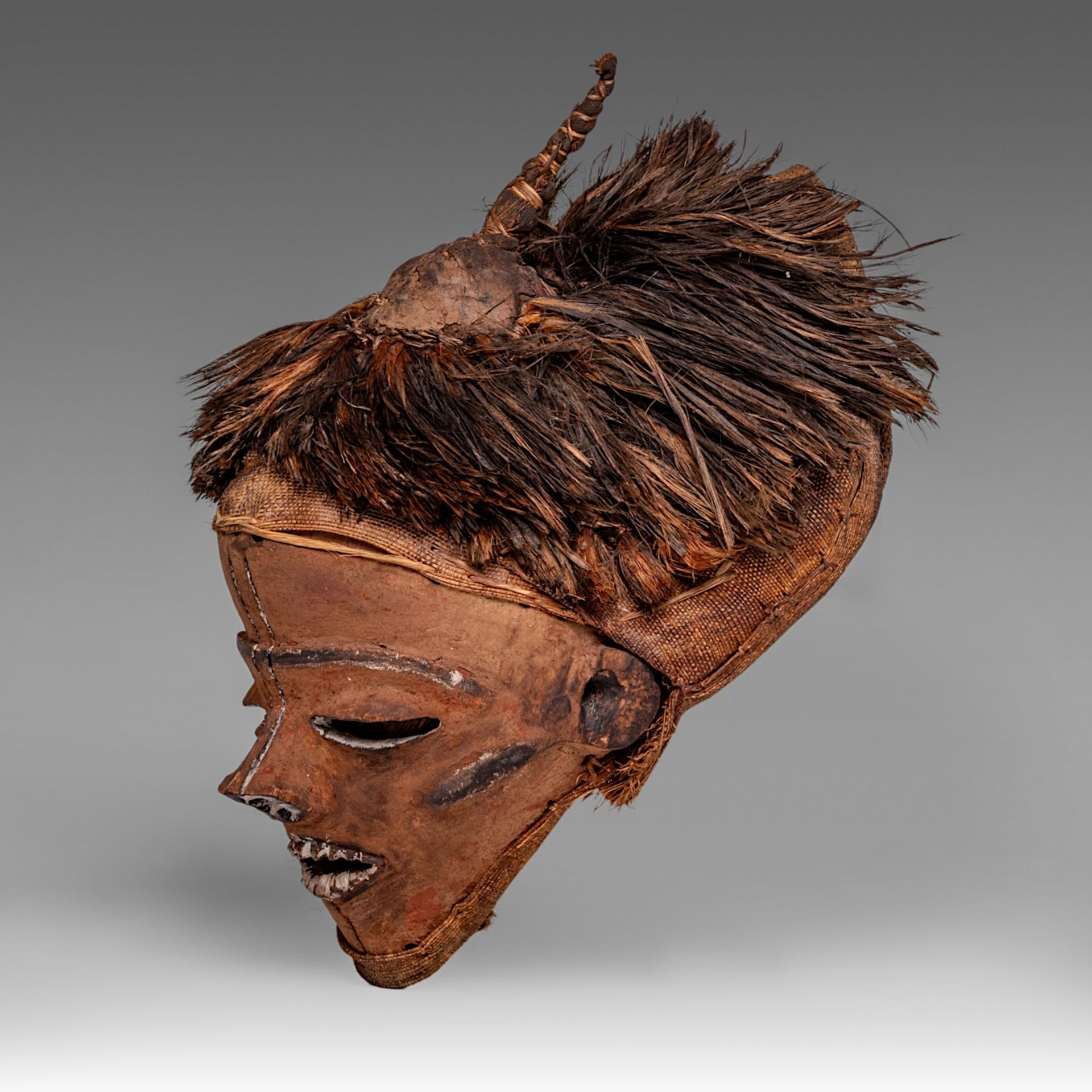 A 'Mbuya' dance mask of the Pende people, Democratic Republic of Congo, H 30 cm - Image 2 of 4