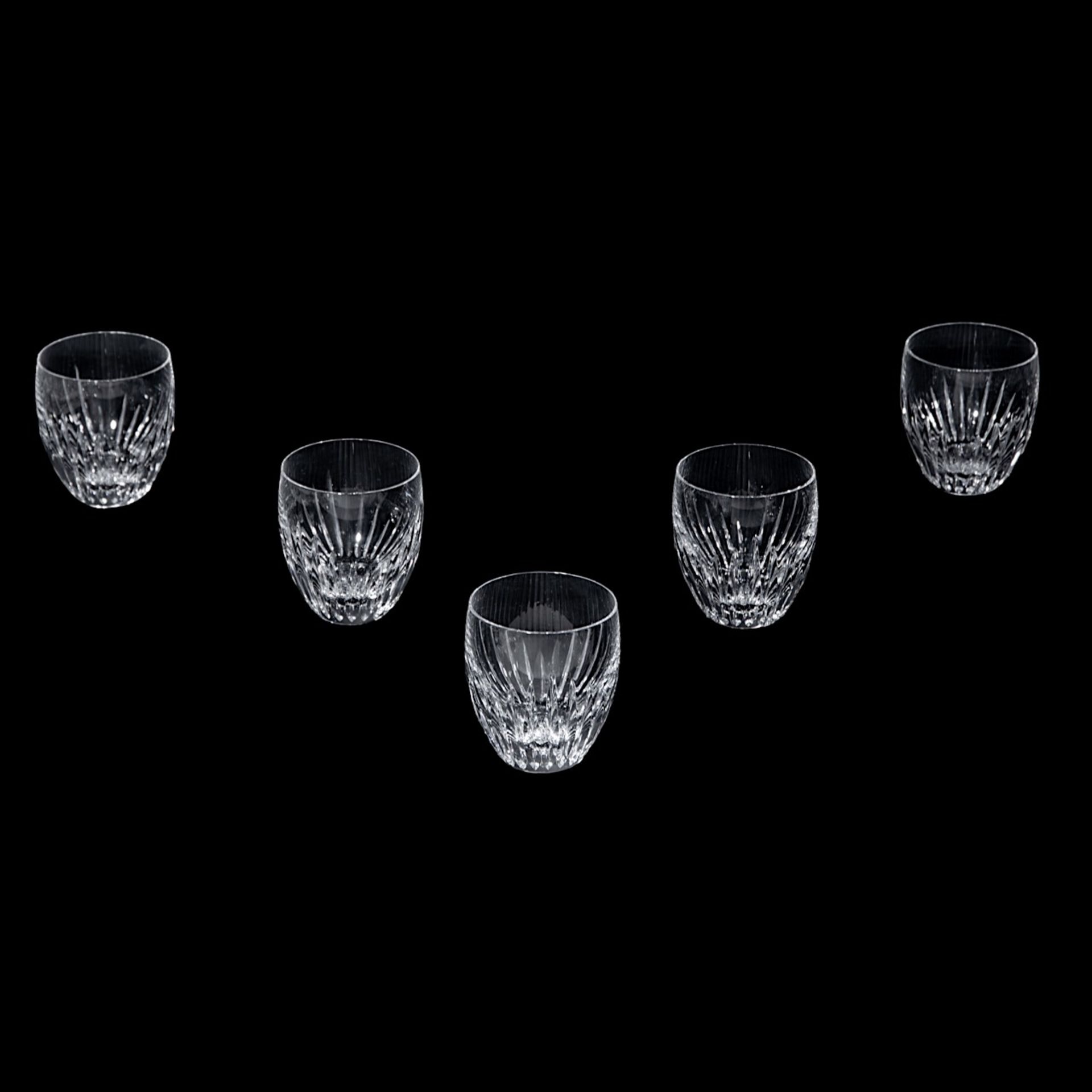 A rare Baccarat crystal Jupiter Pattern stemware service, Baccarat, France (82 pcs) - Image 9 of 13