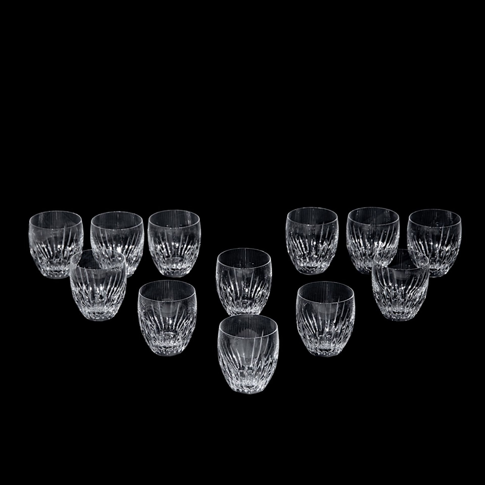 A rare Baccarat crystal Jupiter Pattern stemware service, Baccarat, France (82 pcs) - Image 8 of 13