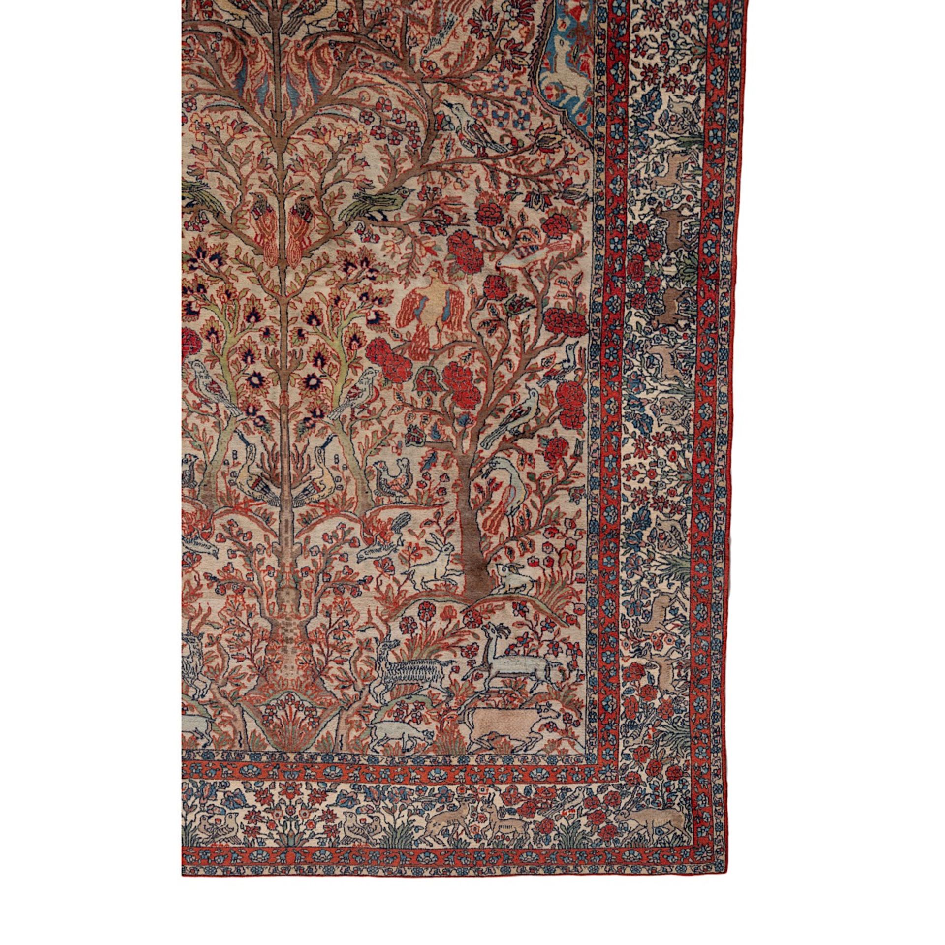 An Oriental woollen rug, decorated with the tree of life and paradise scenery, 297 x 216 cm - Bild 9 aus 9