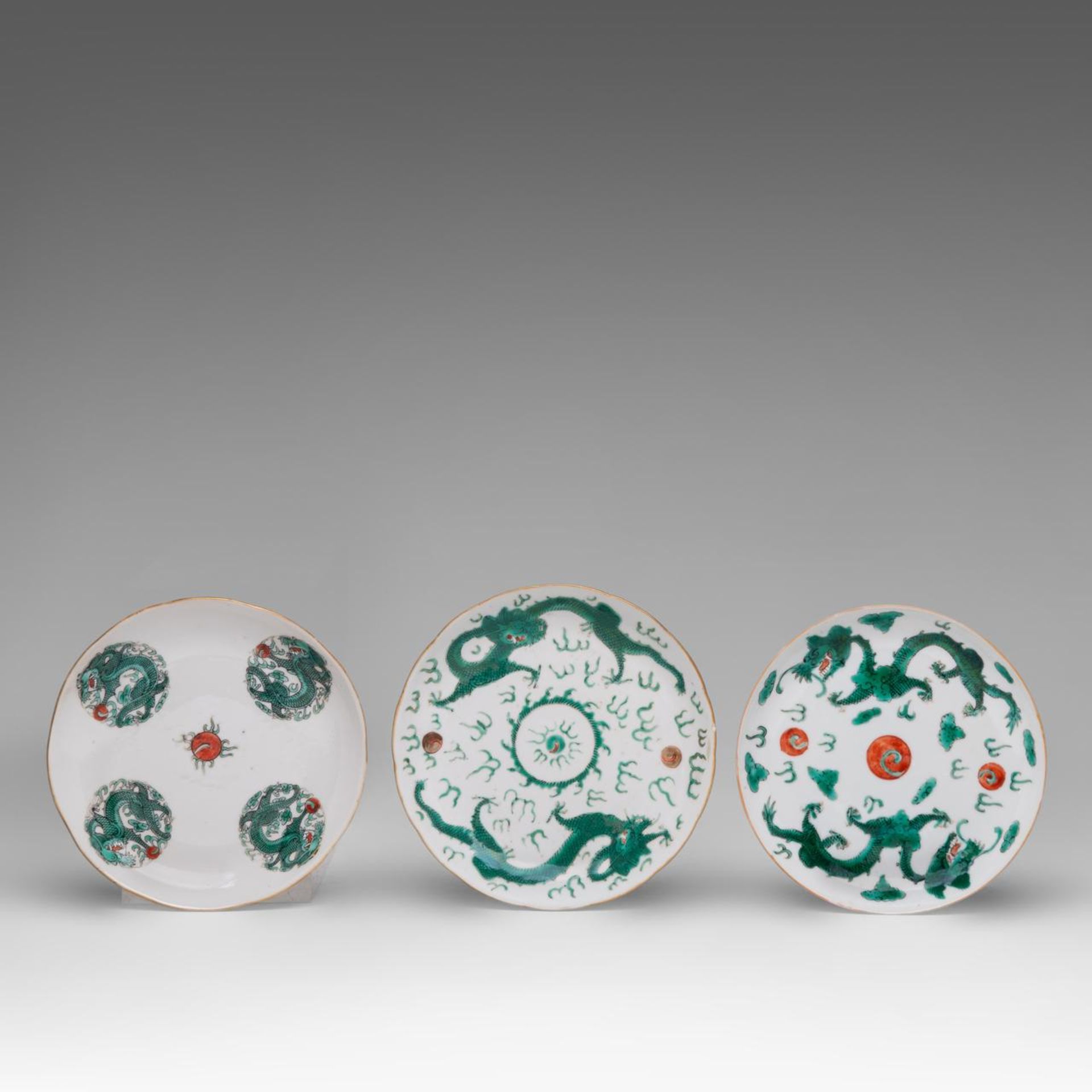 A collection of five Chinese green enamelled 'Dragon' dishes, Daoguang period and some marked, dia 1 - Image 2 of 5