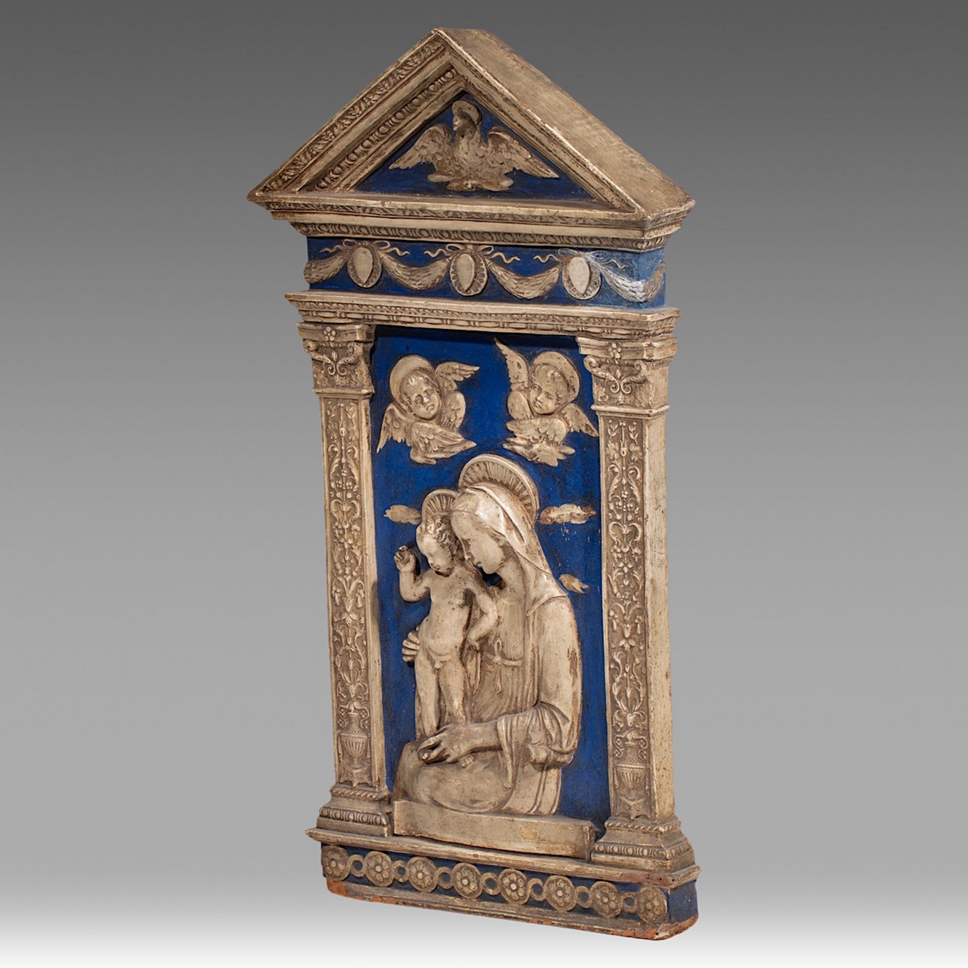 A blue and white glazed terracotta relief of the Virgin and Child in the Della Robbia manner or a fo - Image 4 of 6
