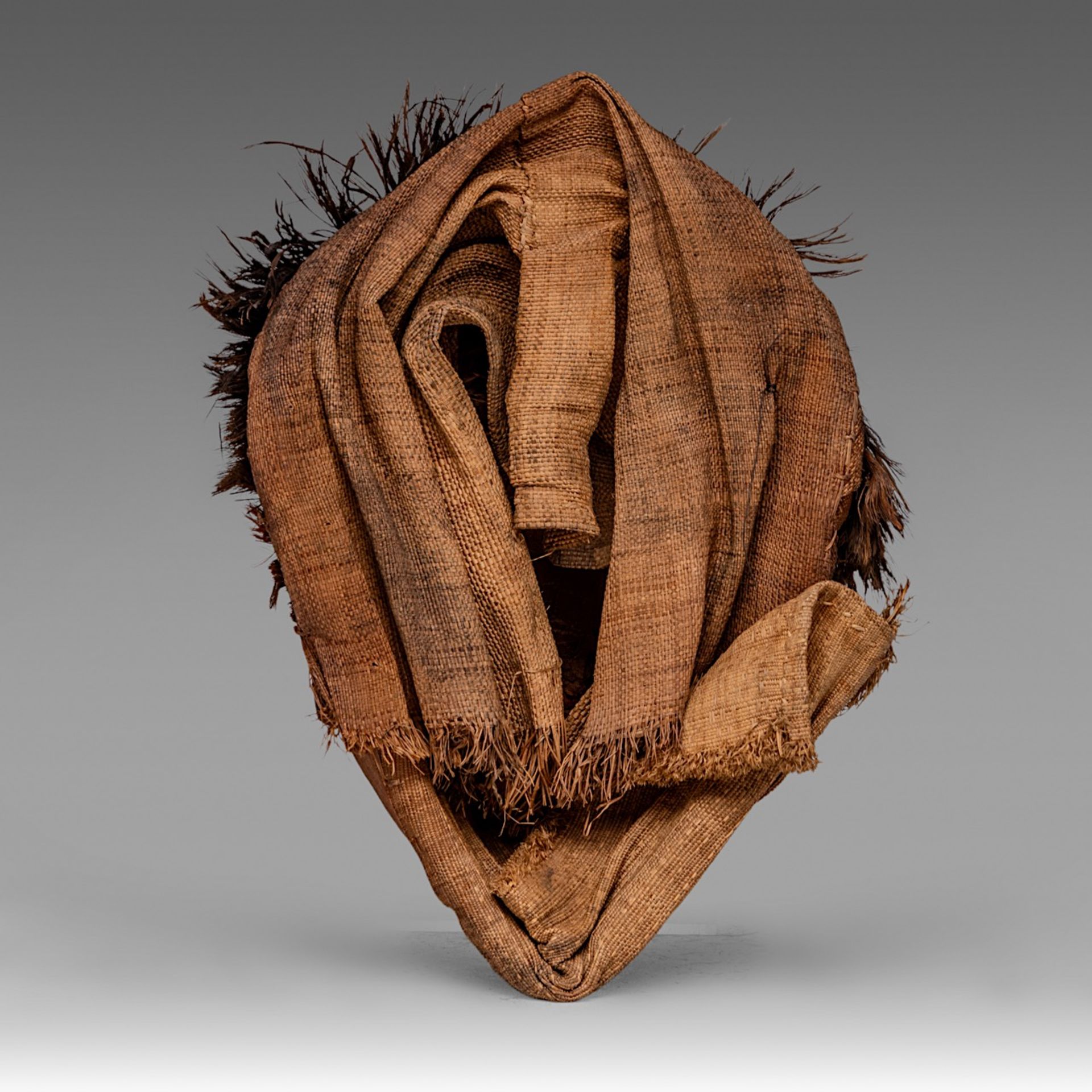 A 'Mbuya' dance mask of the Pende people, Democratic Republic of Congo, H 30 cm - Image 4 of 4