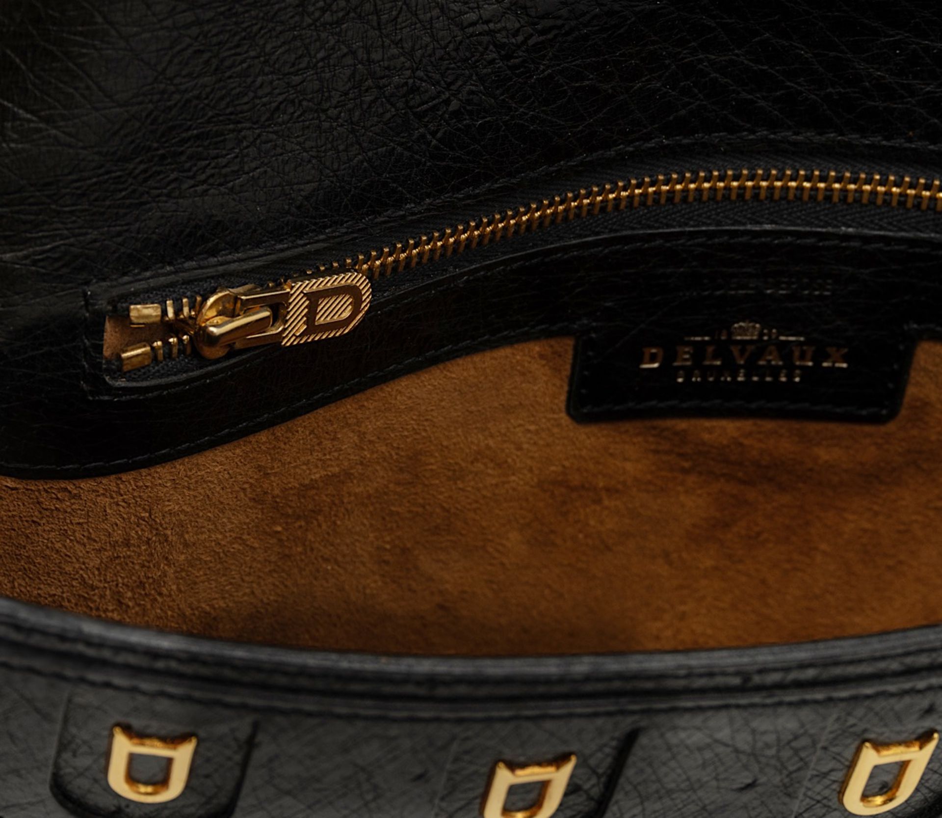 A matching collection of a Delvaux shoulder bag, a clutch and a wallet in black ostrich leather. - Image 5 of 16
