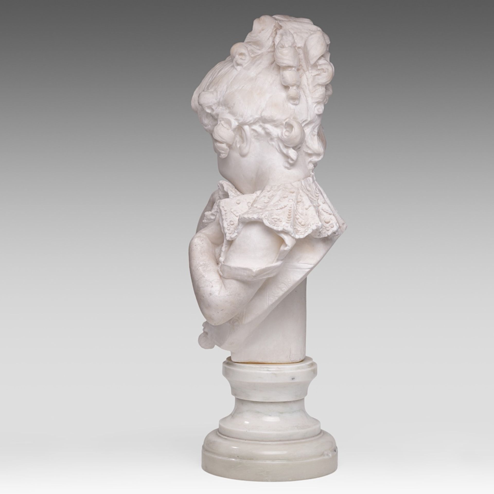 Studio of Pietro Bazzanti (1825-1895), the Carrara marble bust of a girl with a lacework collar, H 6 - Image 3 of 7