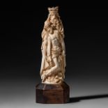 An ivory sculpture of the Holy Father with the dying Christ, French, 19thC, total H 24 cm - ivory H