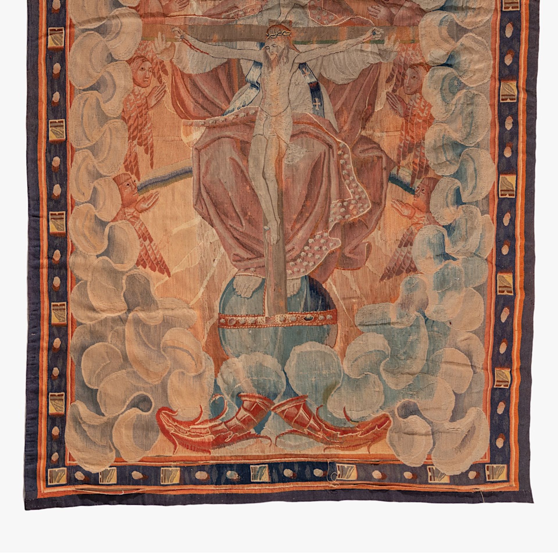 An Italian woollen tapestry depicting 'the Holy Trinity', 173,5 x 259 cm - Image 7 of 7