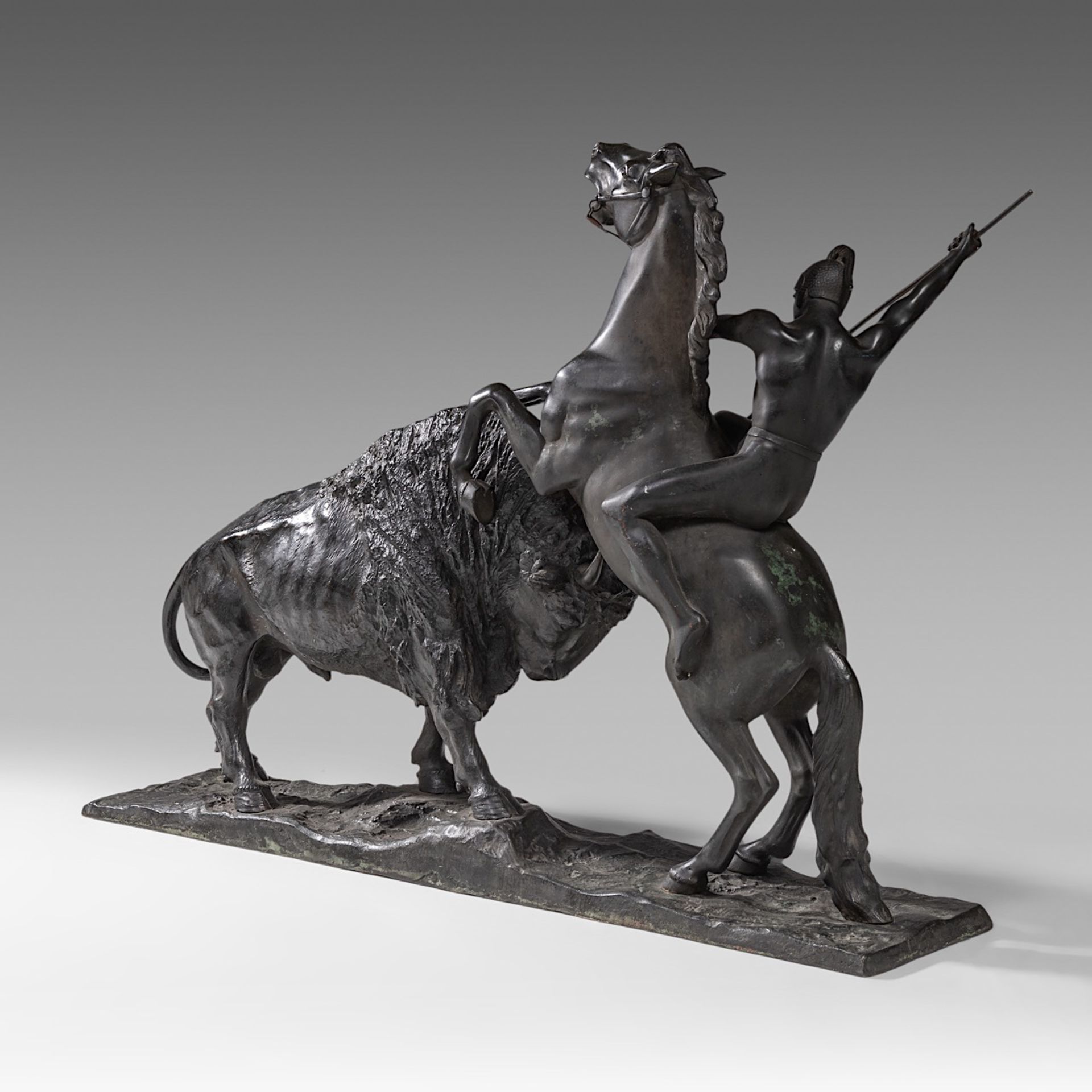 Andree, a Roman horse rider fighting a buffalo, full bronze, H 65 - W 98 cm - Image 4 of 8