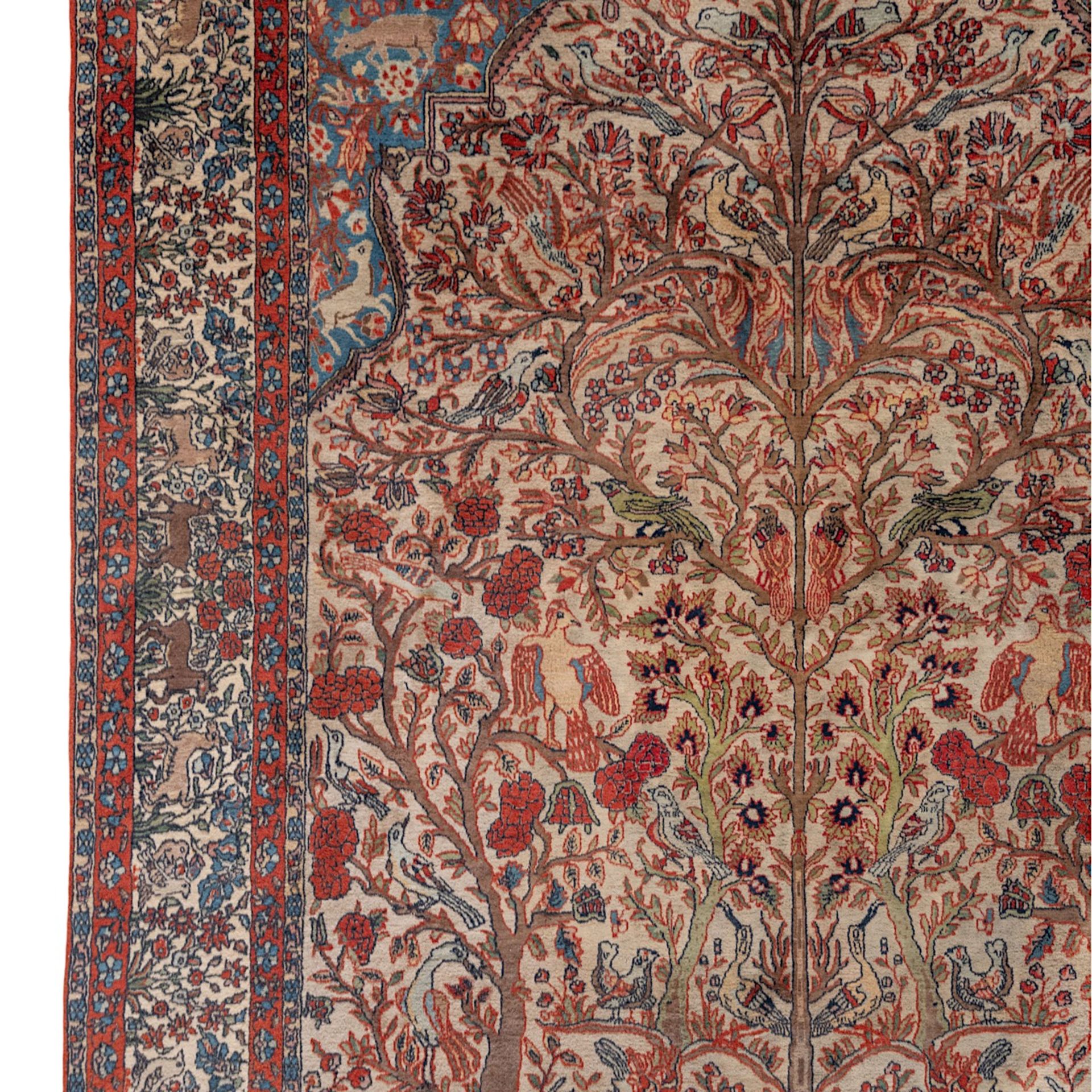 An Oriental woollen rug, decorated with the tree of life and paradise scenery, 297 x 216 cm - Bild 5 aus 9