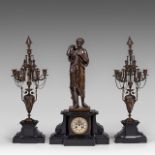 A fine Napoleon III three-piece noir Belge marble and patinated bronze mantle clock, H 74 cm