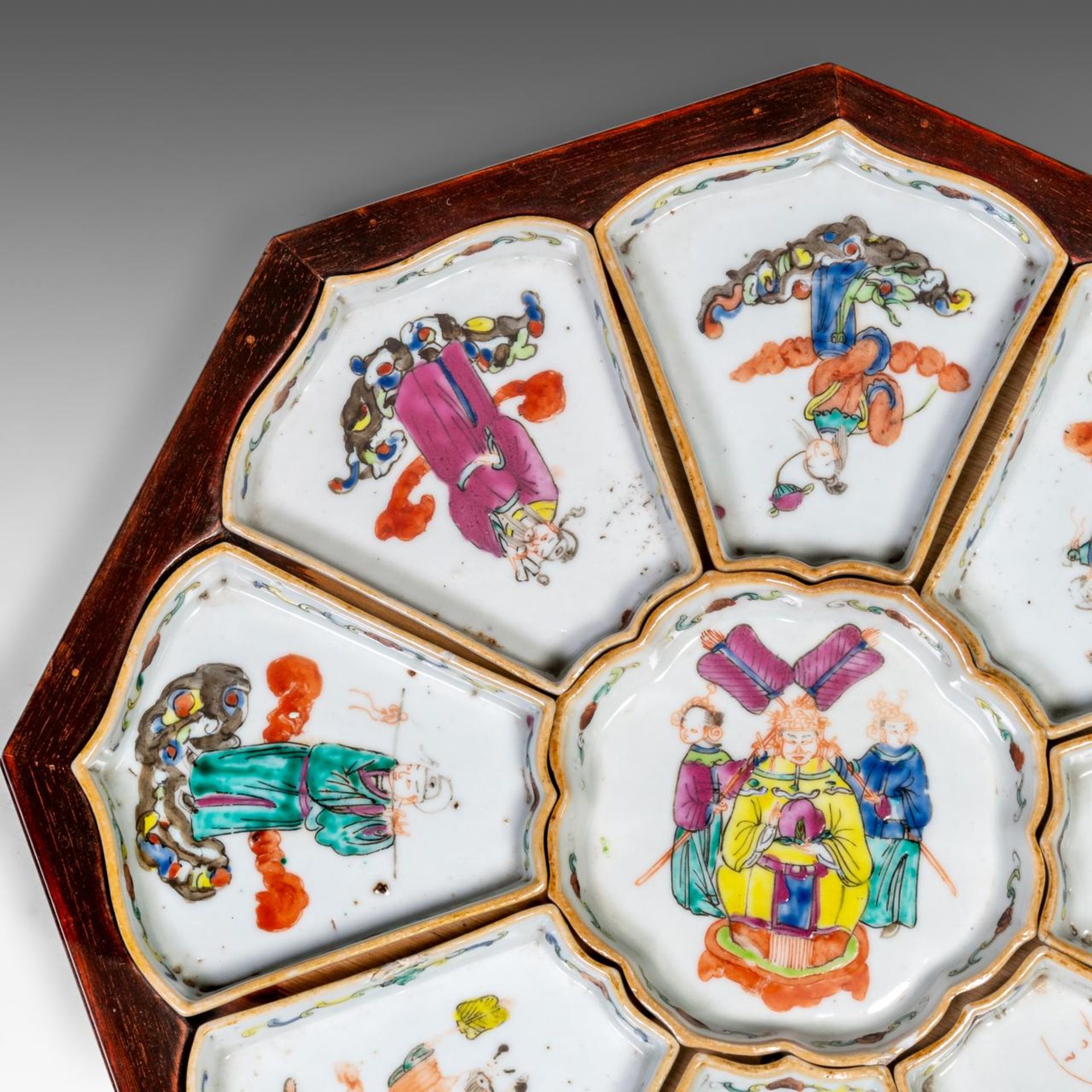 A complete set of Chinese famille rose 'Immortals' sweet meat dishes, fitted in a wooden tray, late - Image 3 of 6
