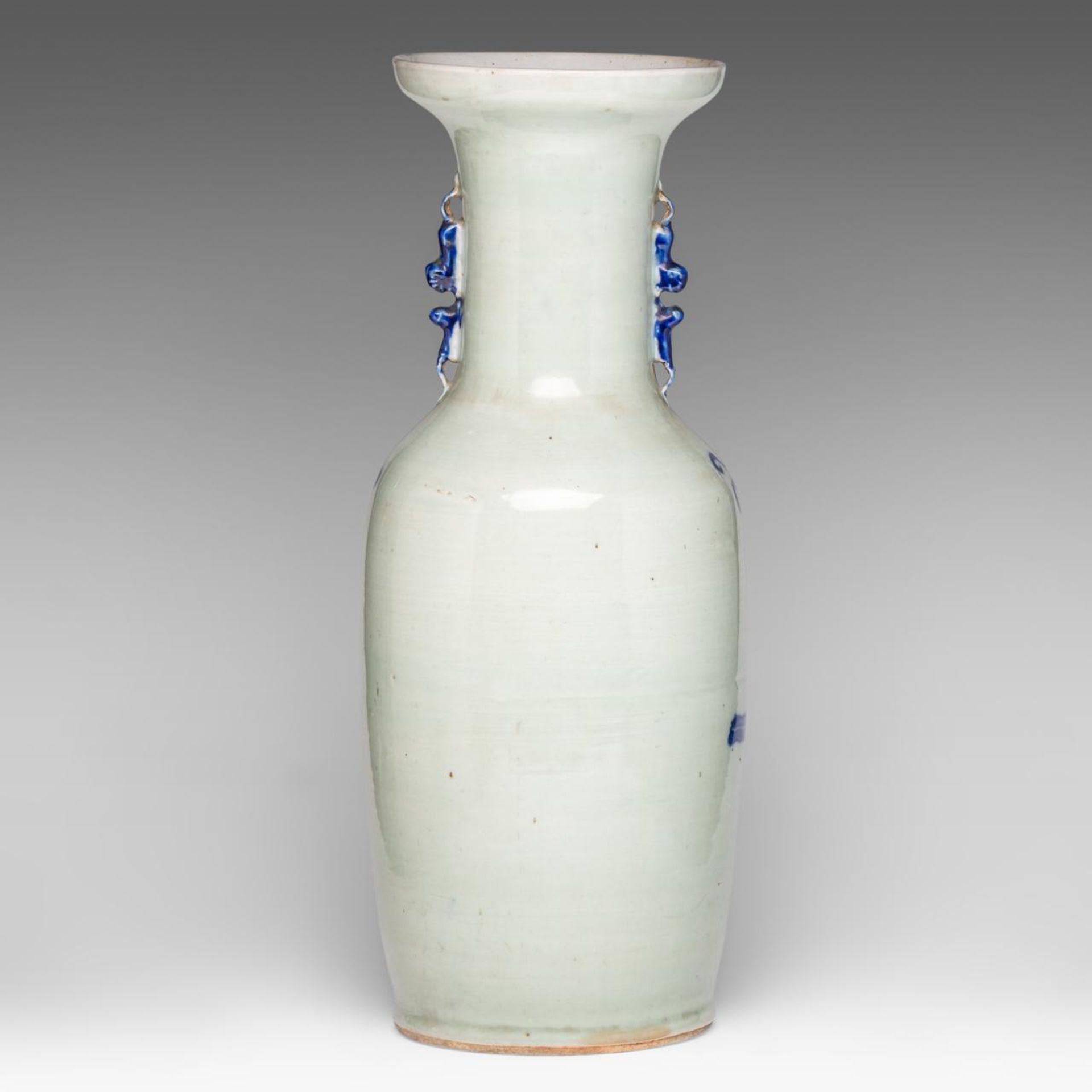 A Chinese blue and white on celadon ground 'Antiquities' vase, 19thC, H 57 cm - Bild 3 aus 6
