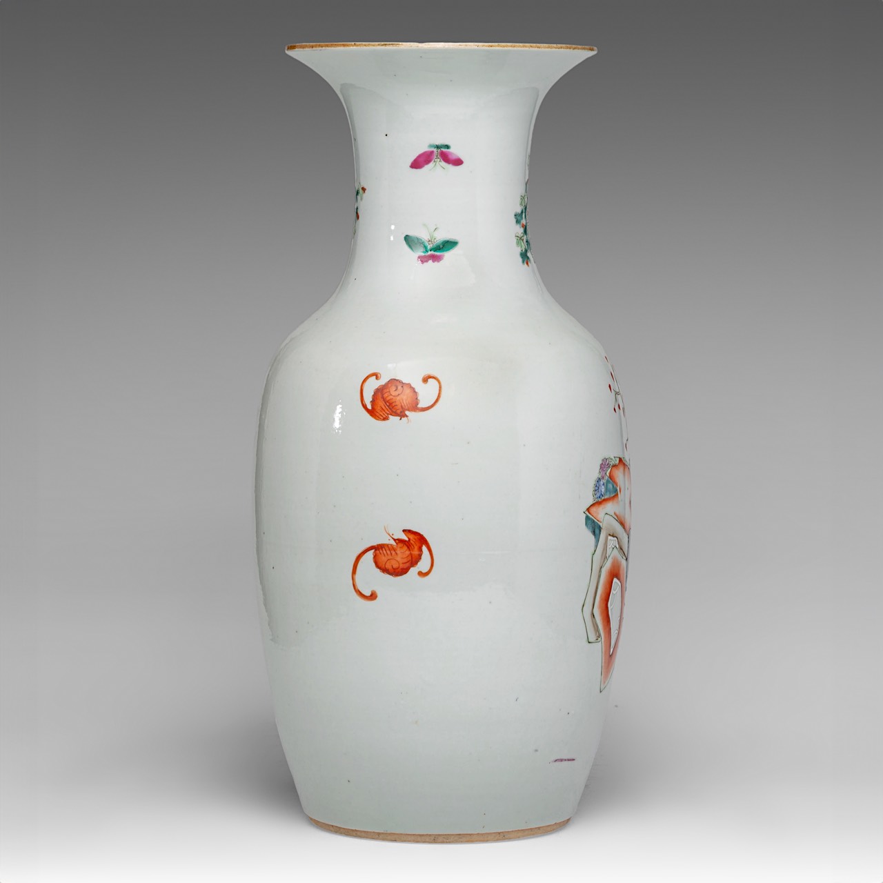 A Chinese famille rose 'Beauties and Boys in a Garden' vase, 19thC, H 44 cm - Image 4 of 7