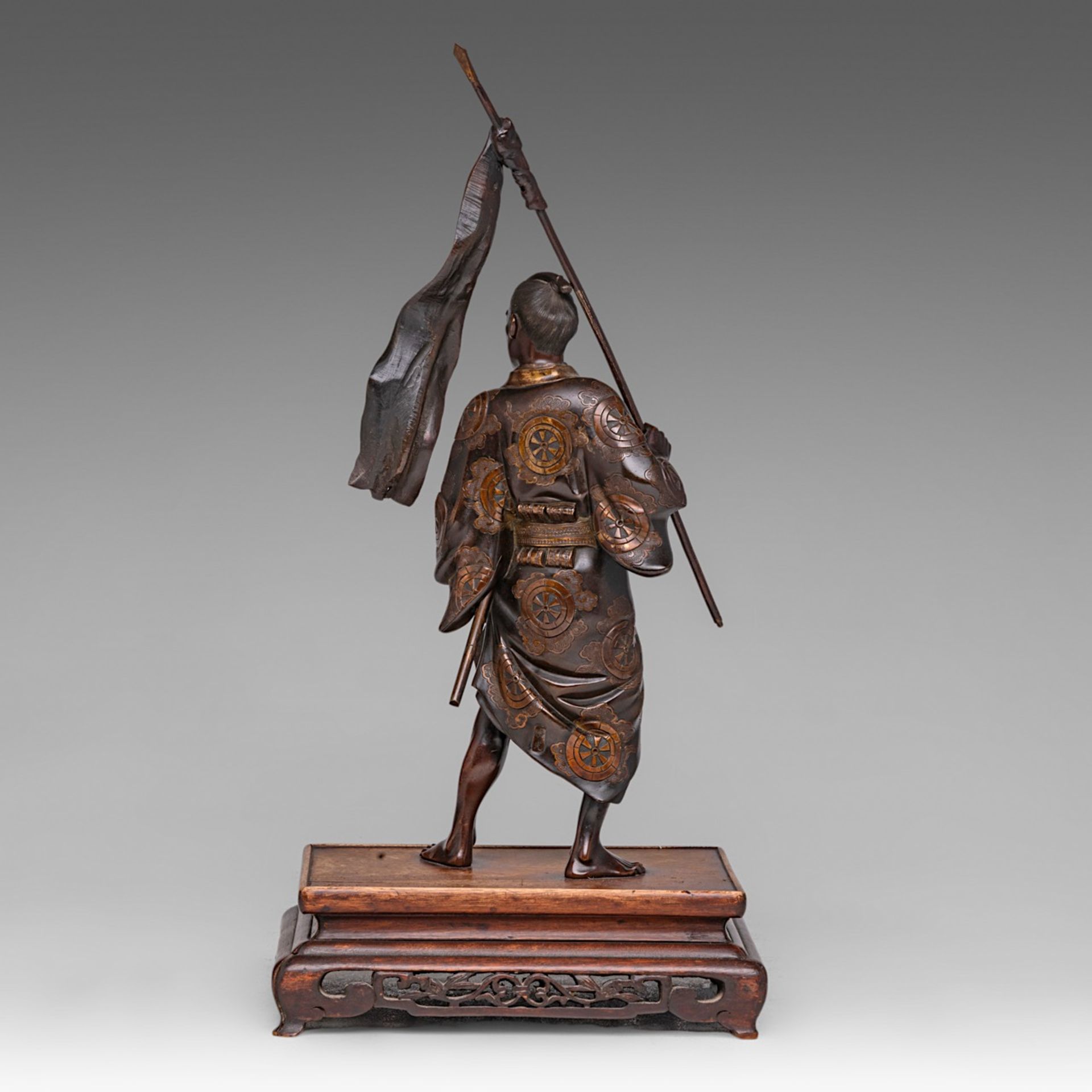 A Japanese bronze okimono of a warrior from the tale of Genji, signed, Meiji period (1868-1912), fix - Image 5 of 9