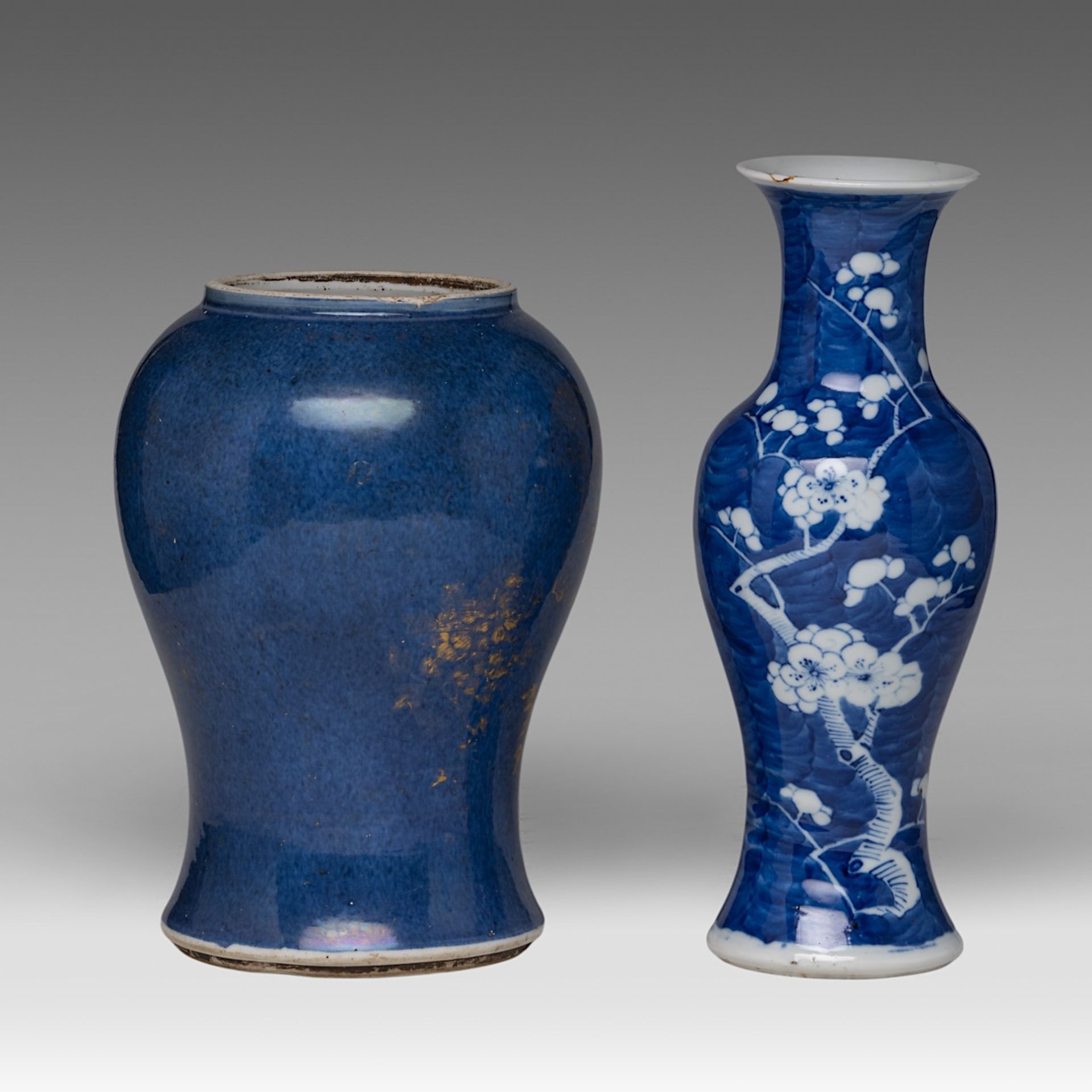 A collection of seven Chinese porcelain ware, 18thC - 20thC, tallest H 30 cm (7) - Image 10 of 15