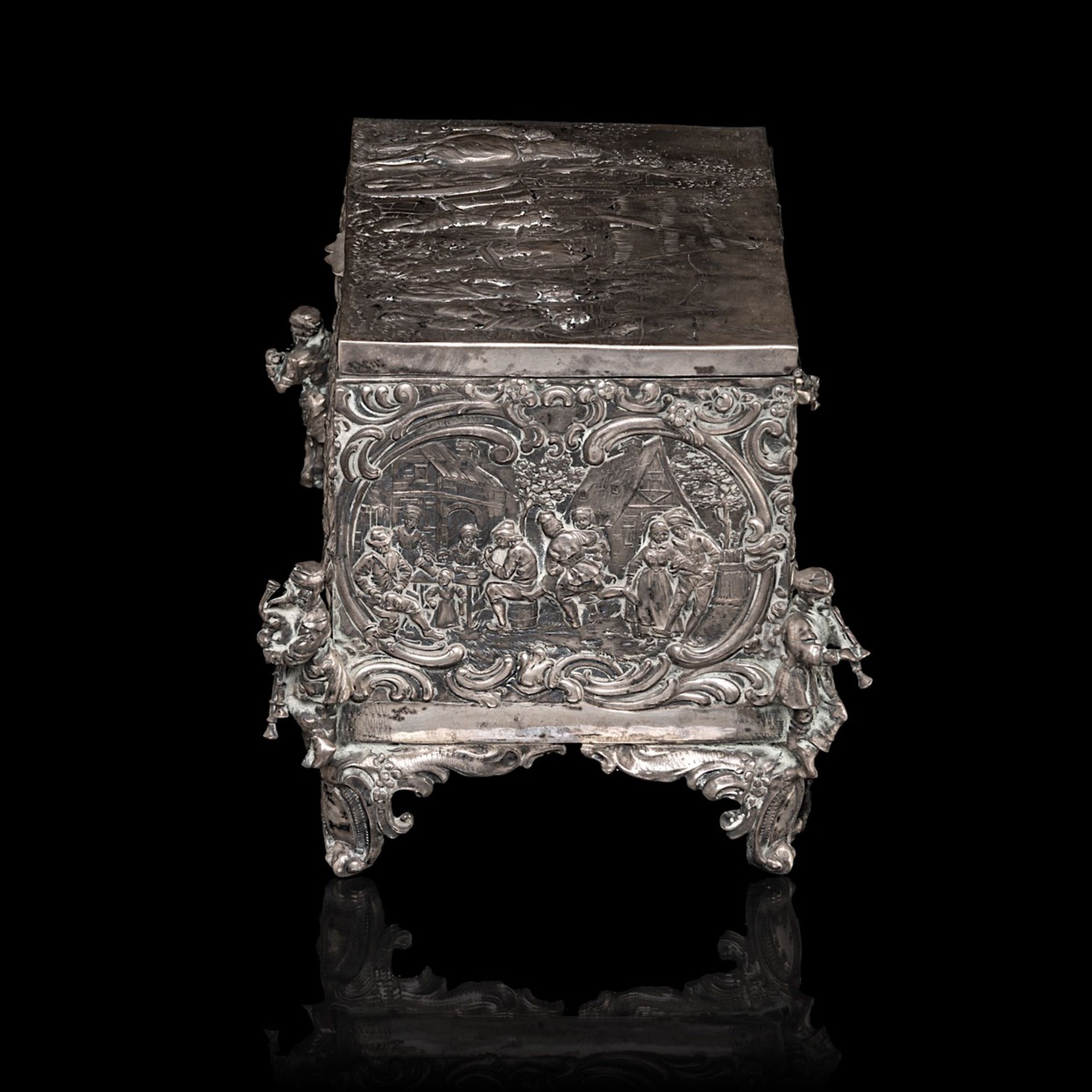 A Baroque Revival German silver jewellery casket, (1888-present), 800/000, weight ca: 1312 g 14.5 x - Image 3 of 9