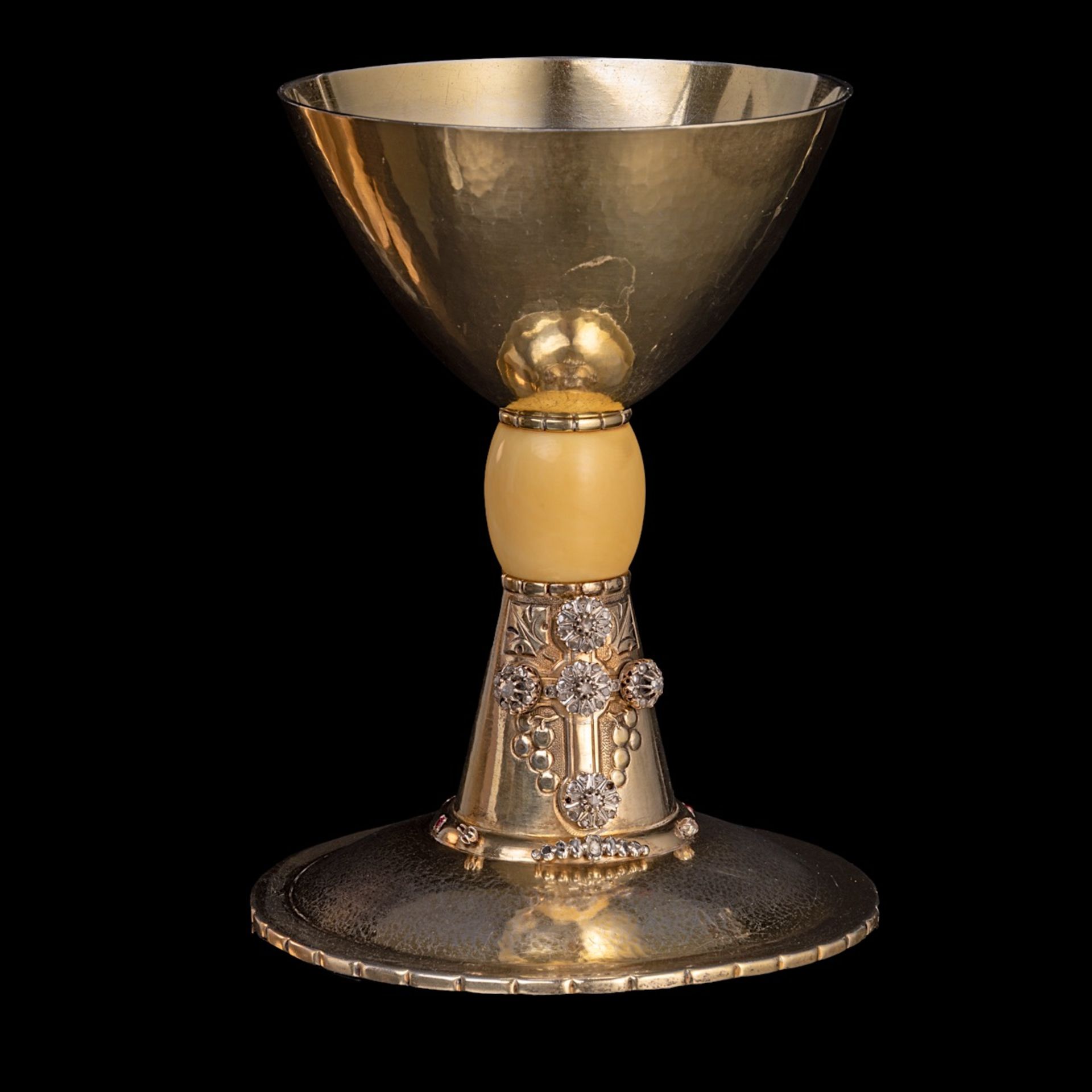 A 900/000 silver and gilt silver chalice, Belgian hallmarked, H 16 cm - total weight 518 g (+) - Image 2 of 14