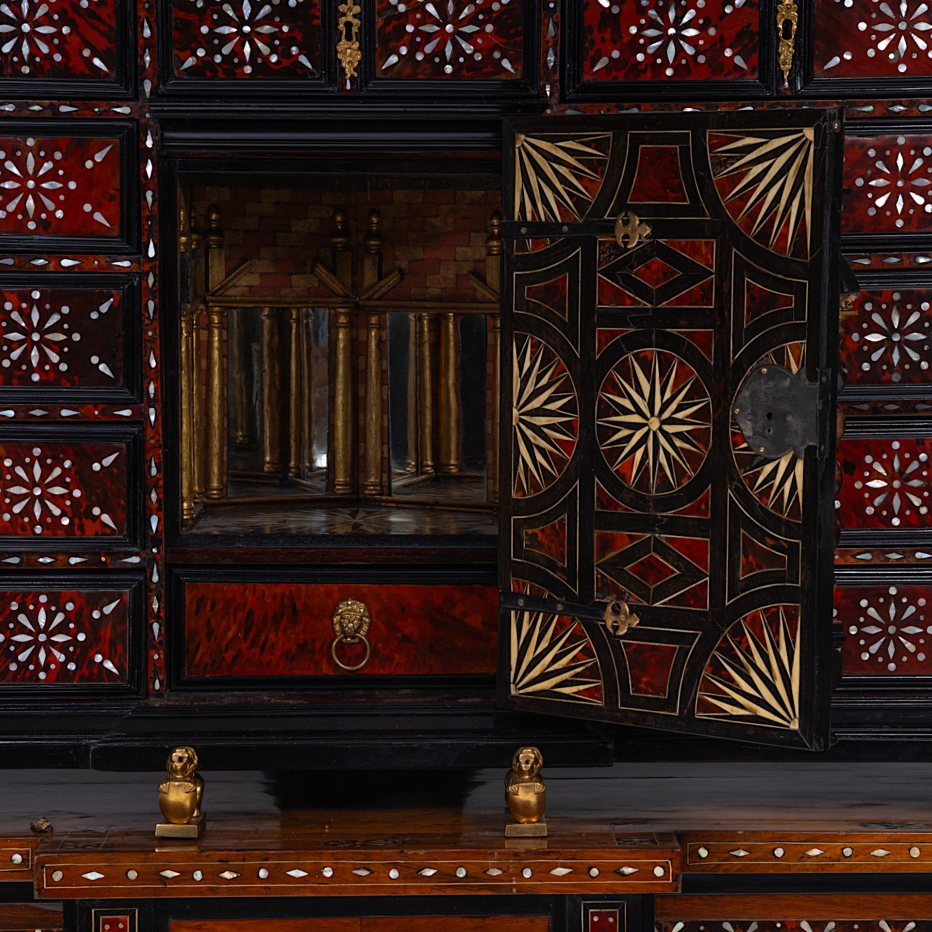 A 17thC cabinet-on-stand, inlaid with tortoiseshell, mother-of-pearl and ivory, H 194 cm (total) (+) - Bild 6 aus 9