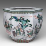 A Chinese famille verte 'Immortals' hexagonal jardiniere, Republic period/ 20thC, H 37 - W 46 cm