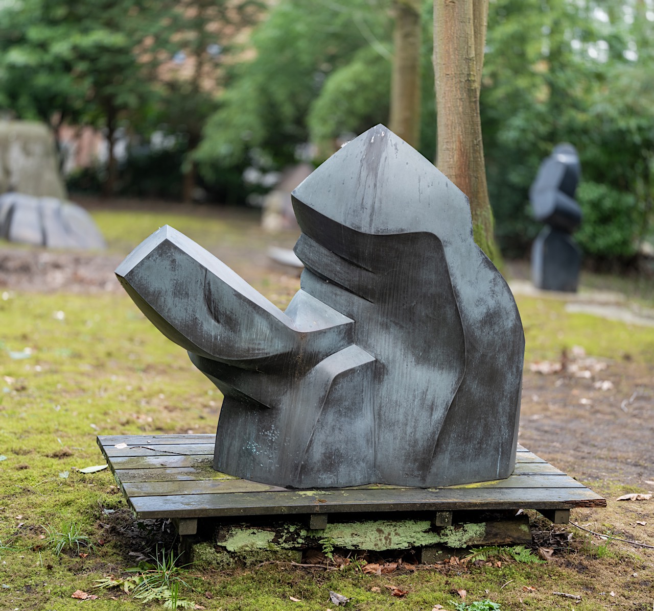 Pol Spilliaert (1935-2023), 'Hypnose', patinated bronze, 1999 (+) 130 x 170 x 52 cm. (51.1 x 66.9 x - Image 8 of 12