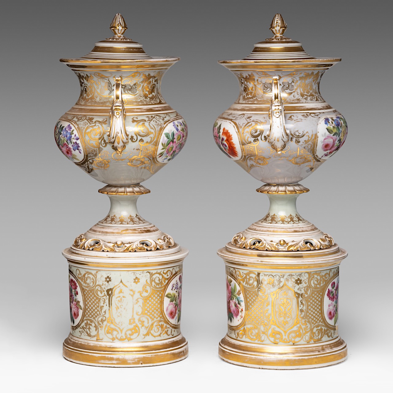 A large pair of Napoleon III gilt and polychrome porcelain vases and covers on stands, late 19thC, H - Image 4 of 4