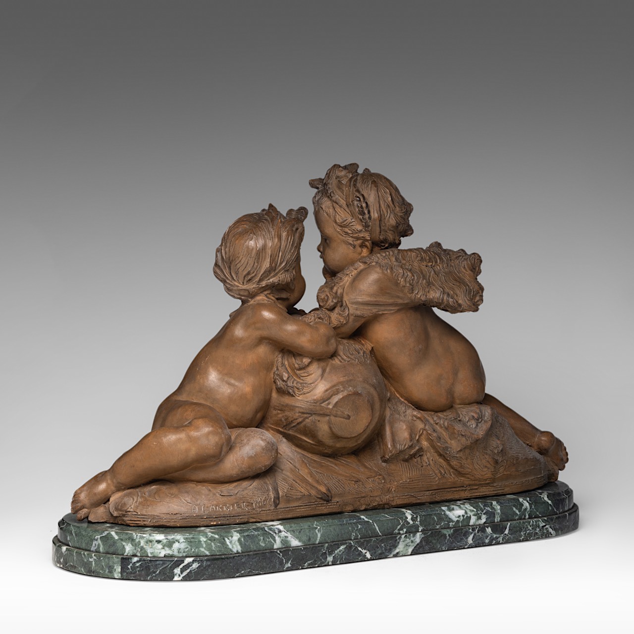 Carrier-Belleuse (1824-1887), two putti by the fountain, terracotta on a marble base, H 43 - W 68 cm - Image 4 of 10