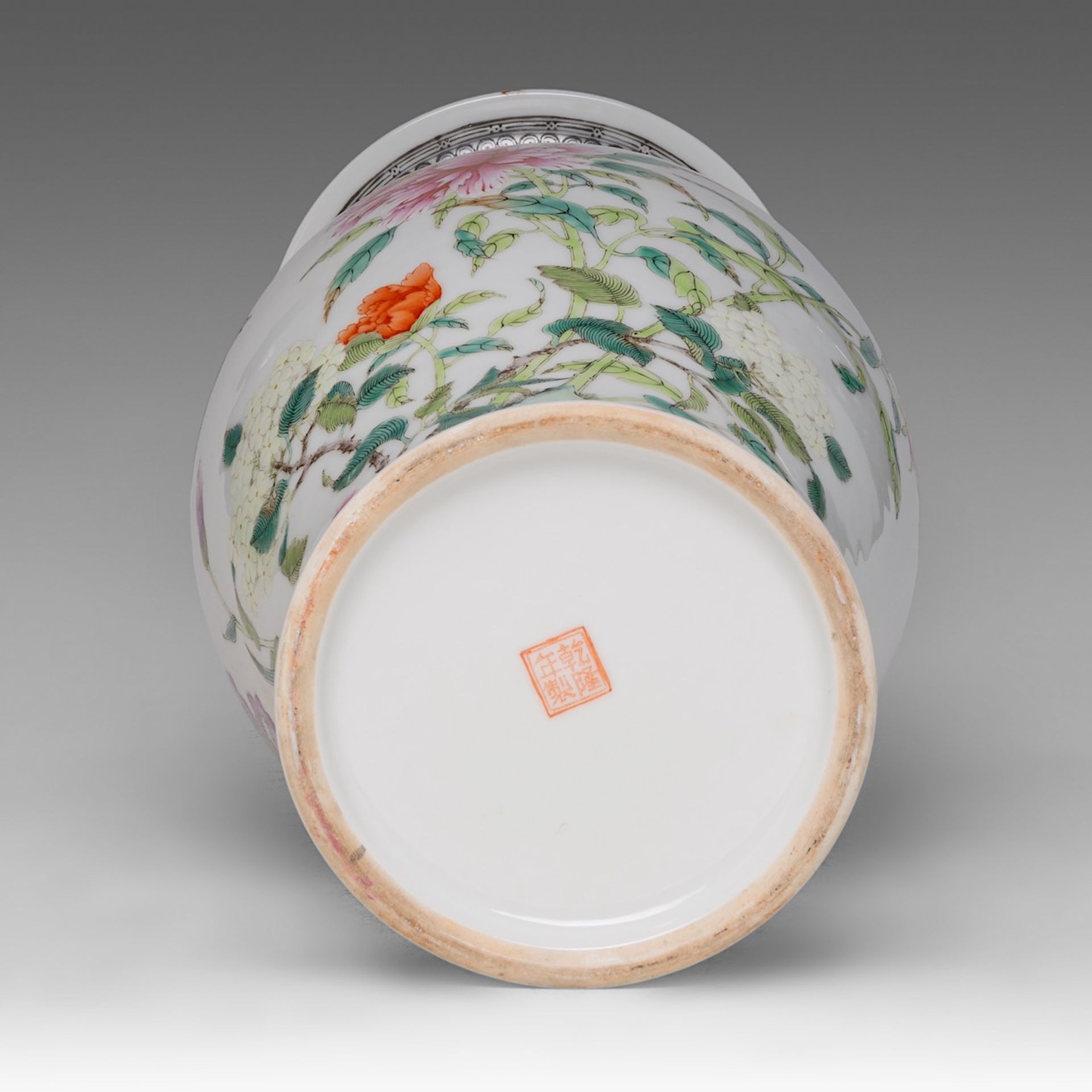 A Chinese famille rose 'Magpies in a Lotus Garden' vase, the back with a signed text, 20thC, H 41,3 - Image 6 of 6