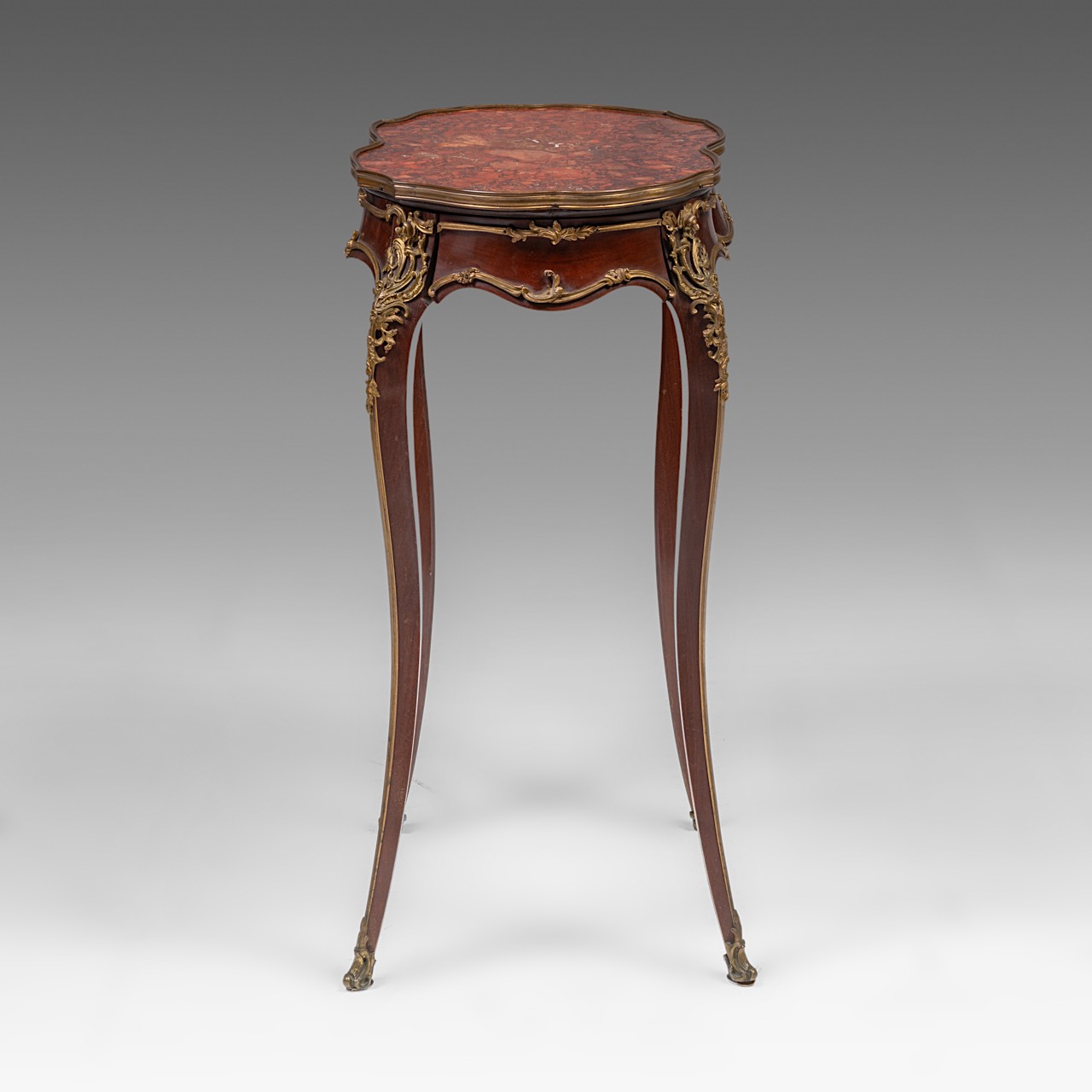 A mahogany marble-topped Louis XV (1723-1774) occasional table with gilt bronze mounts, H 77,5 cm - - Image 3 of 9