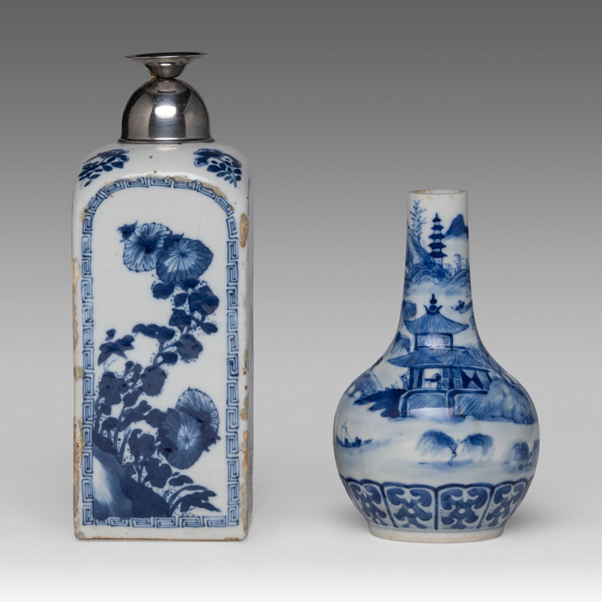 A small collection of six Chinese porcelain ware, Kangxi and late Qing, tallest H 23 cm (6) - Bild 8 aus 19