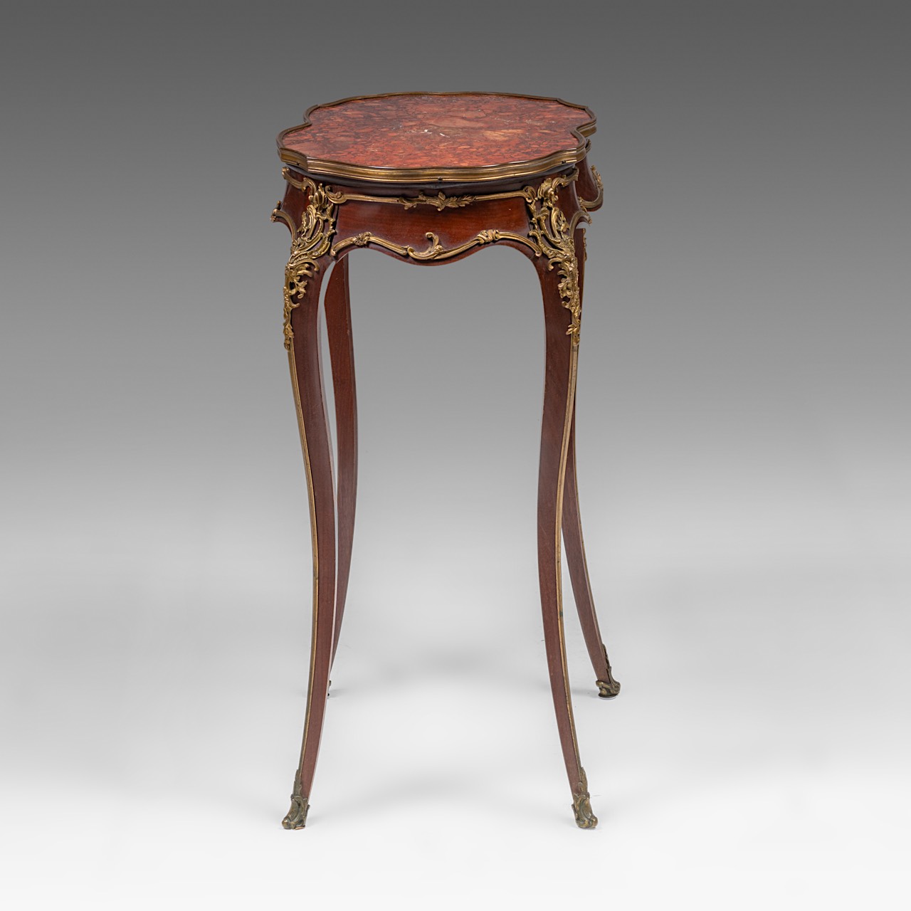 A mahogany marble-topped Louis XV (1723-1774) occasional table with gilt bronze mounts, H 77,5 cm - - Image 5 of 9